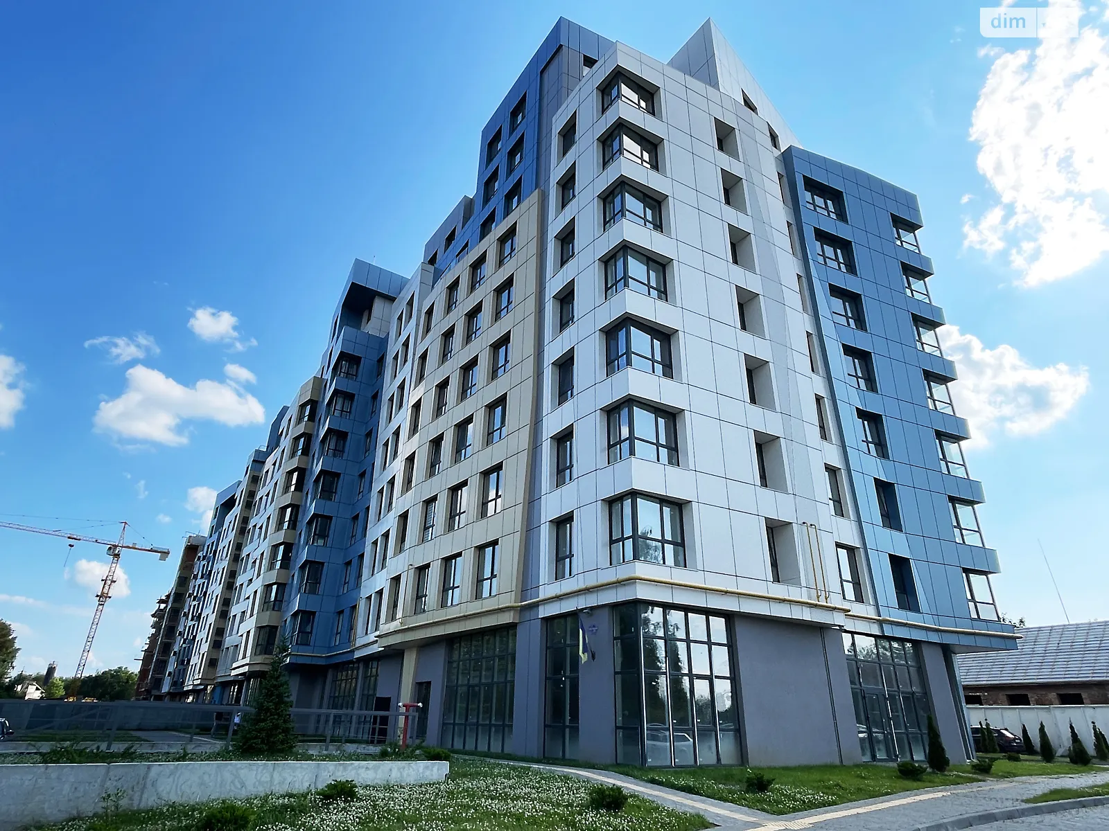 Продается 1-комнатная квартира 44.1 кв. м в Львове, ул. Миклеша Карла - фото 1