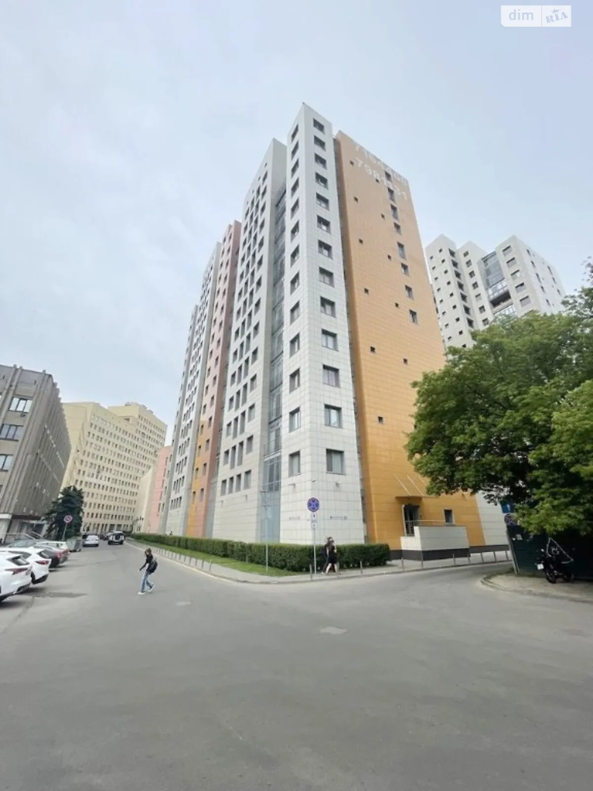 Продается 2-комнатная квартира 76.9 кв. м в Днепре, спуск Крутогорный, 28