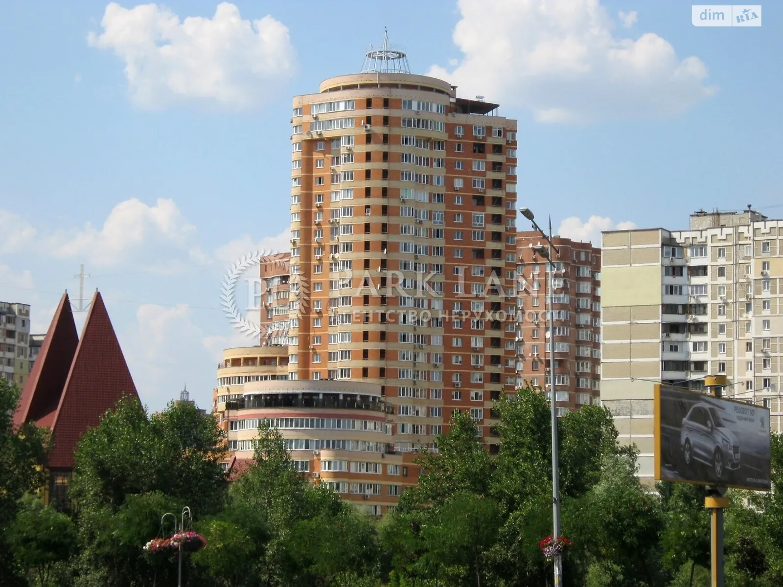 Продается 3-комнатная квартира 122 кв. м в Киеве, ул. Срибнокильская, 12 - фото 1