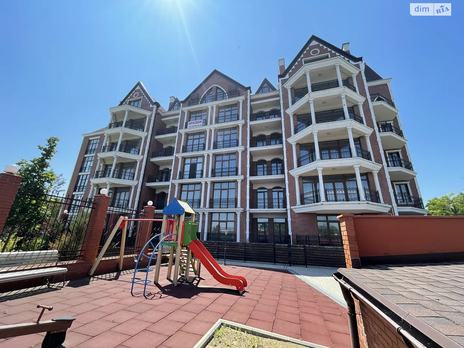Продається 1-кімнатна квартира 68 кв. м у Чорноморську, вул. Пляжна - фото 1