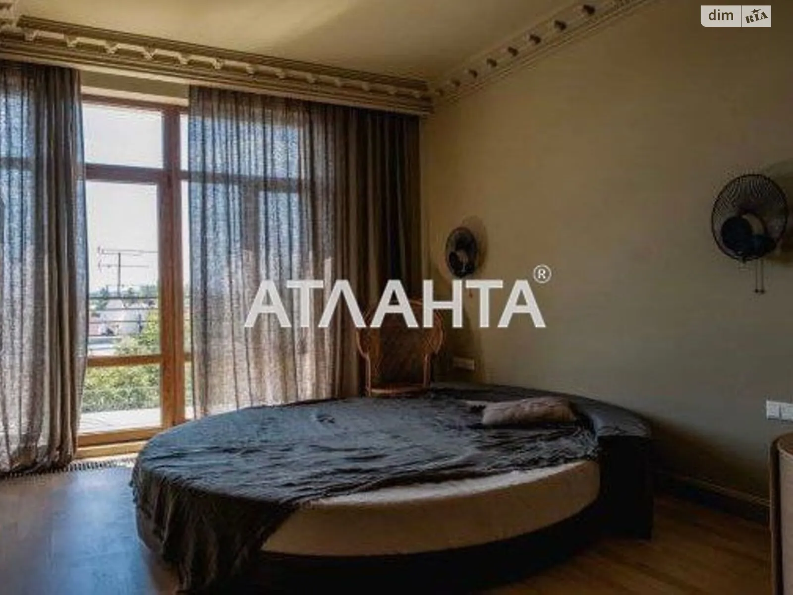 Продается 1-комнатная квартира 87.6 кв. м в Одессе, ул. Гаршина, 5А - фото 1