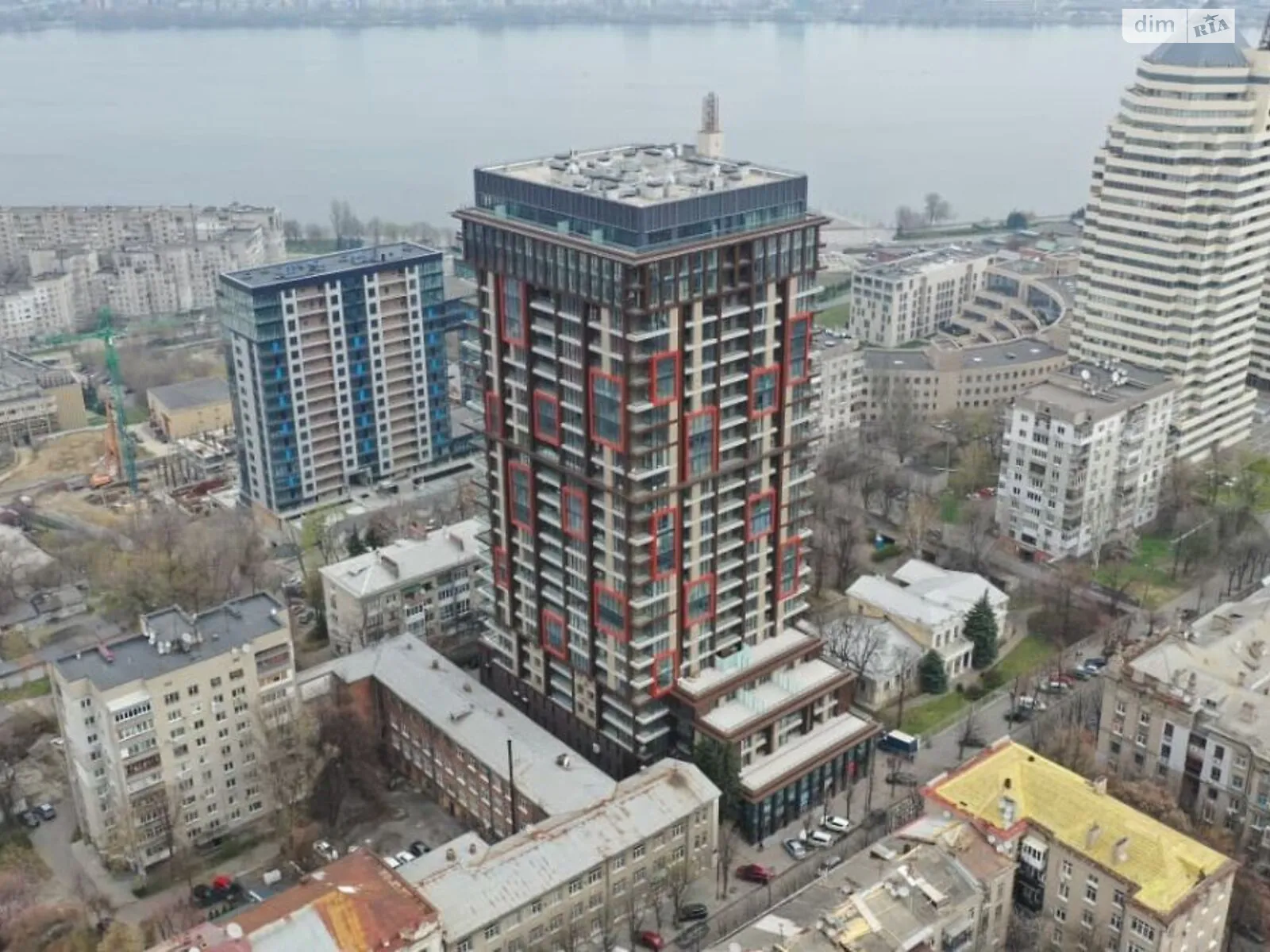 Продається 3-кімнатна квартира 192.4 кв. м у Дніпрі, цена: 260000 $