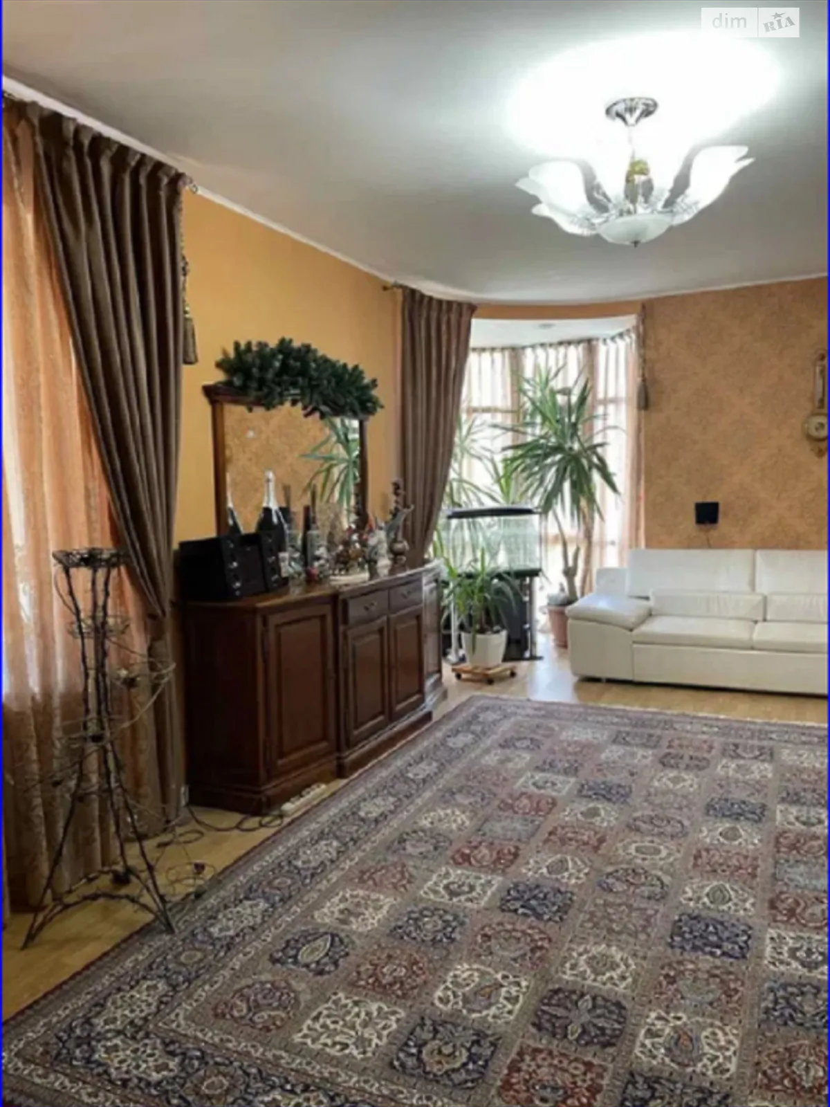 Продается 3-комнатная квартира 115 кв. м в Одессе, ул. Балковская, 22А - фото 1