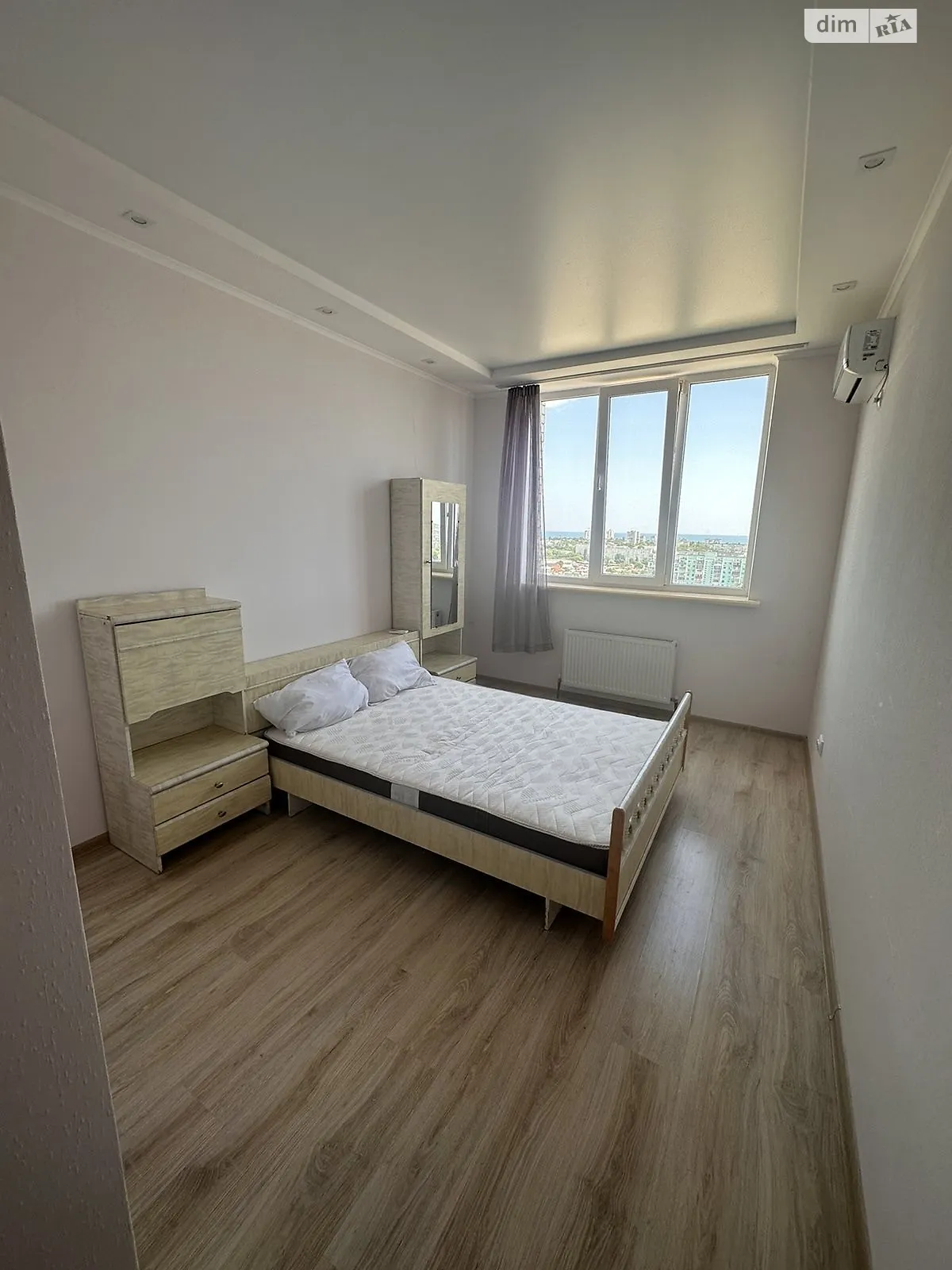 Продается 2-комнатная квартира 57 кв. м в Черноморске - фото 3