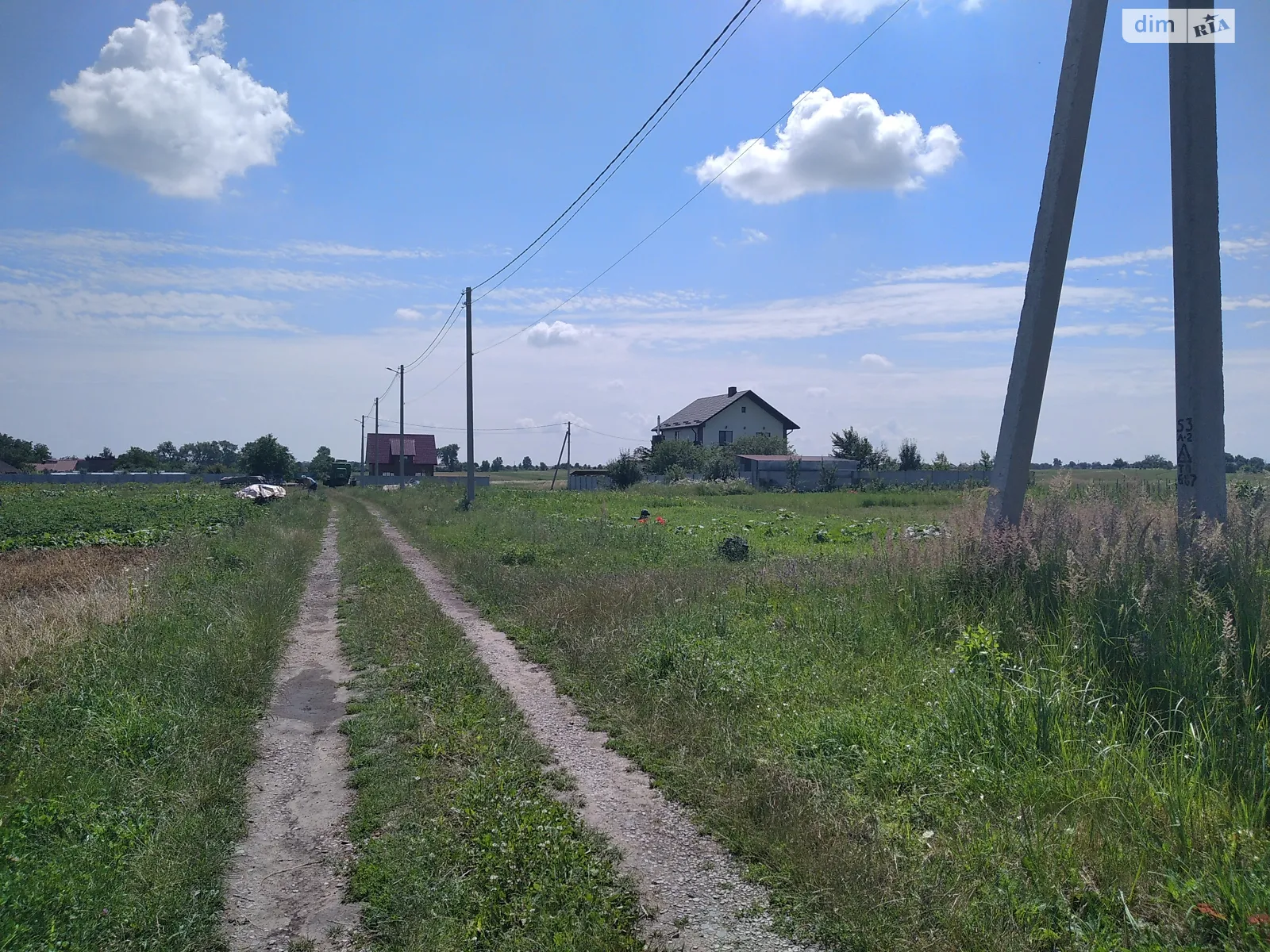 Продается земельный участок 10 соток в Ровенской области, цена: 7900 $