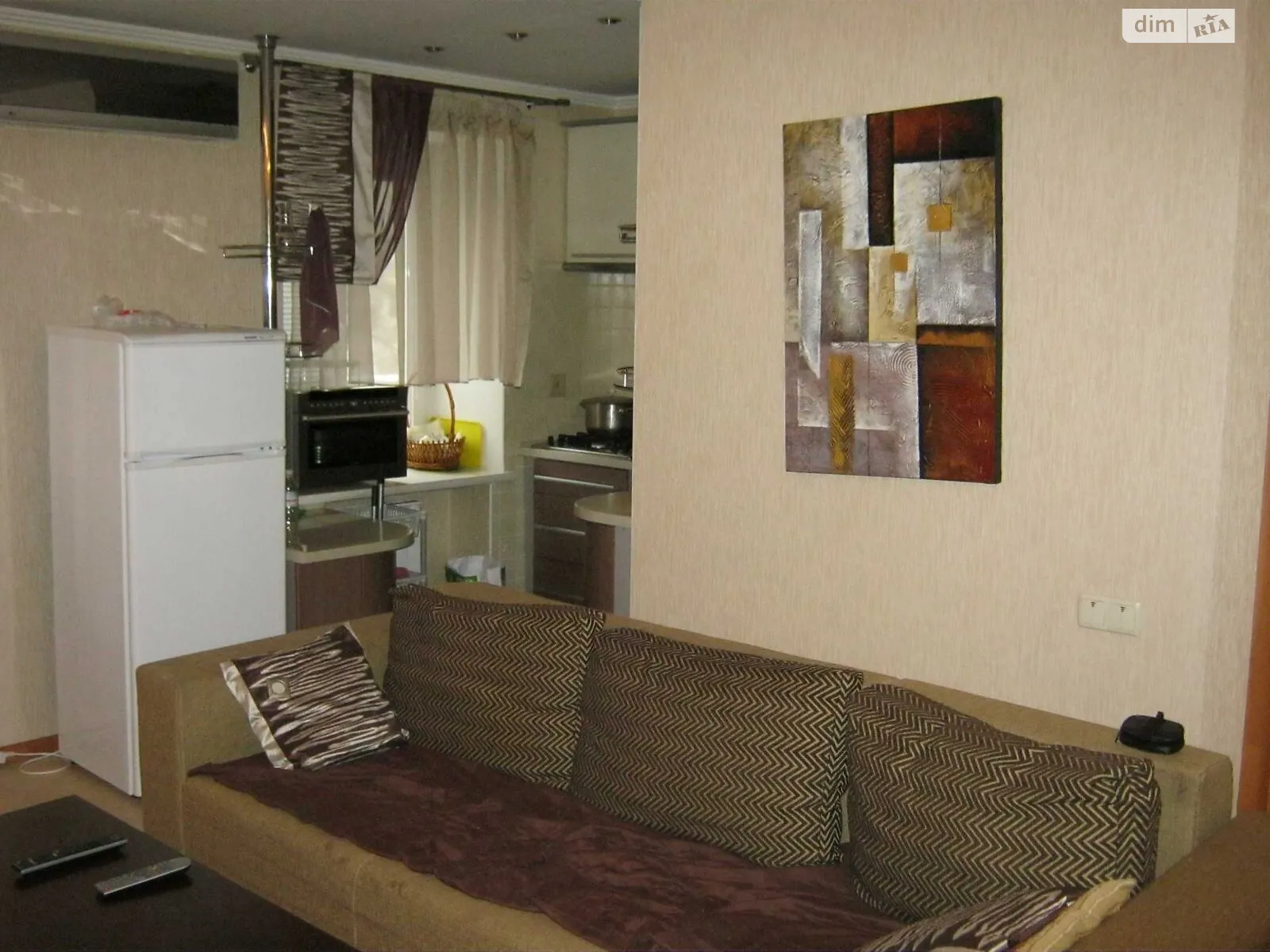 Продається 3-кімнатна квартира 61 кв. м у Харкові, вул. Новгородська, 4 - фото 1
