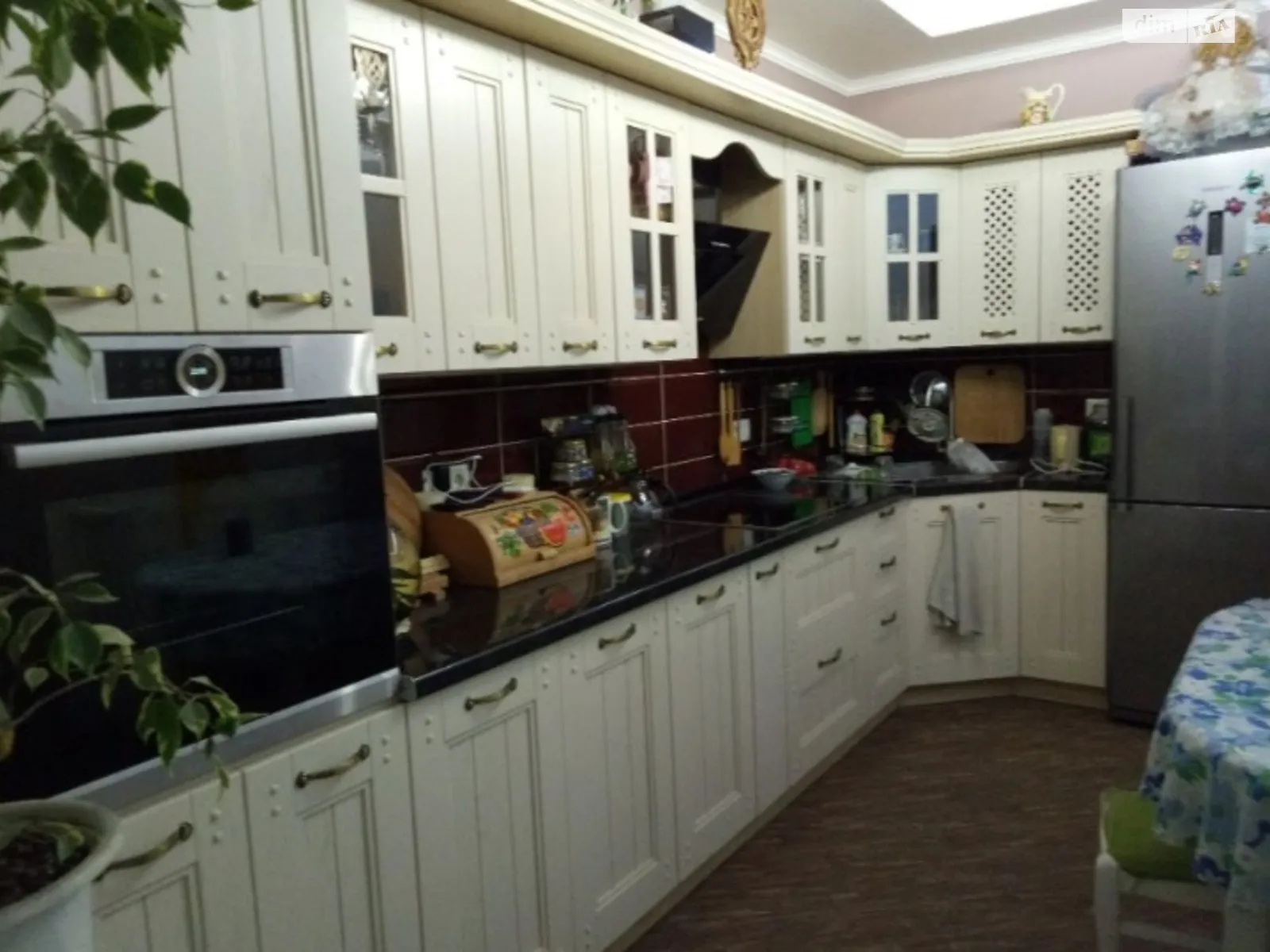 Продается 1-комнатная квартира 47 кв. м в Одессе, ул. Дюковская