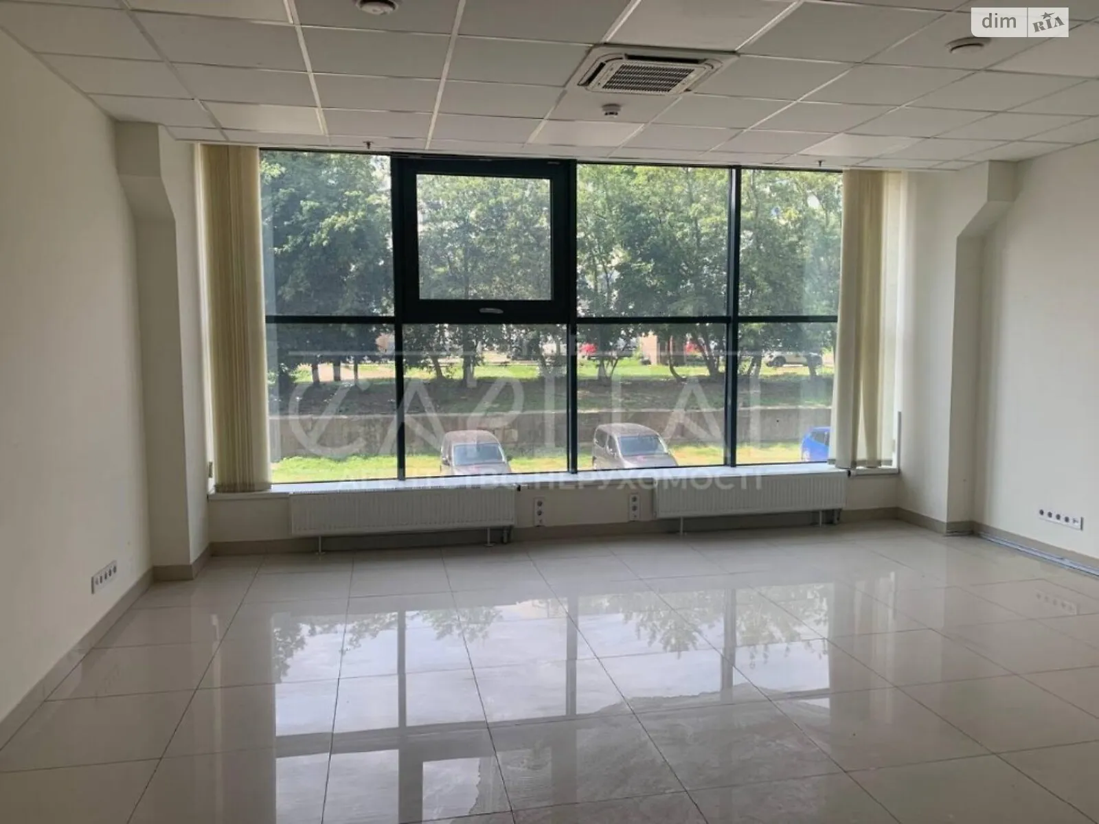 Сдается в аренду офис 520 кв. м в бизнес-центре, цена: 4500 $ - фото 1