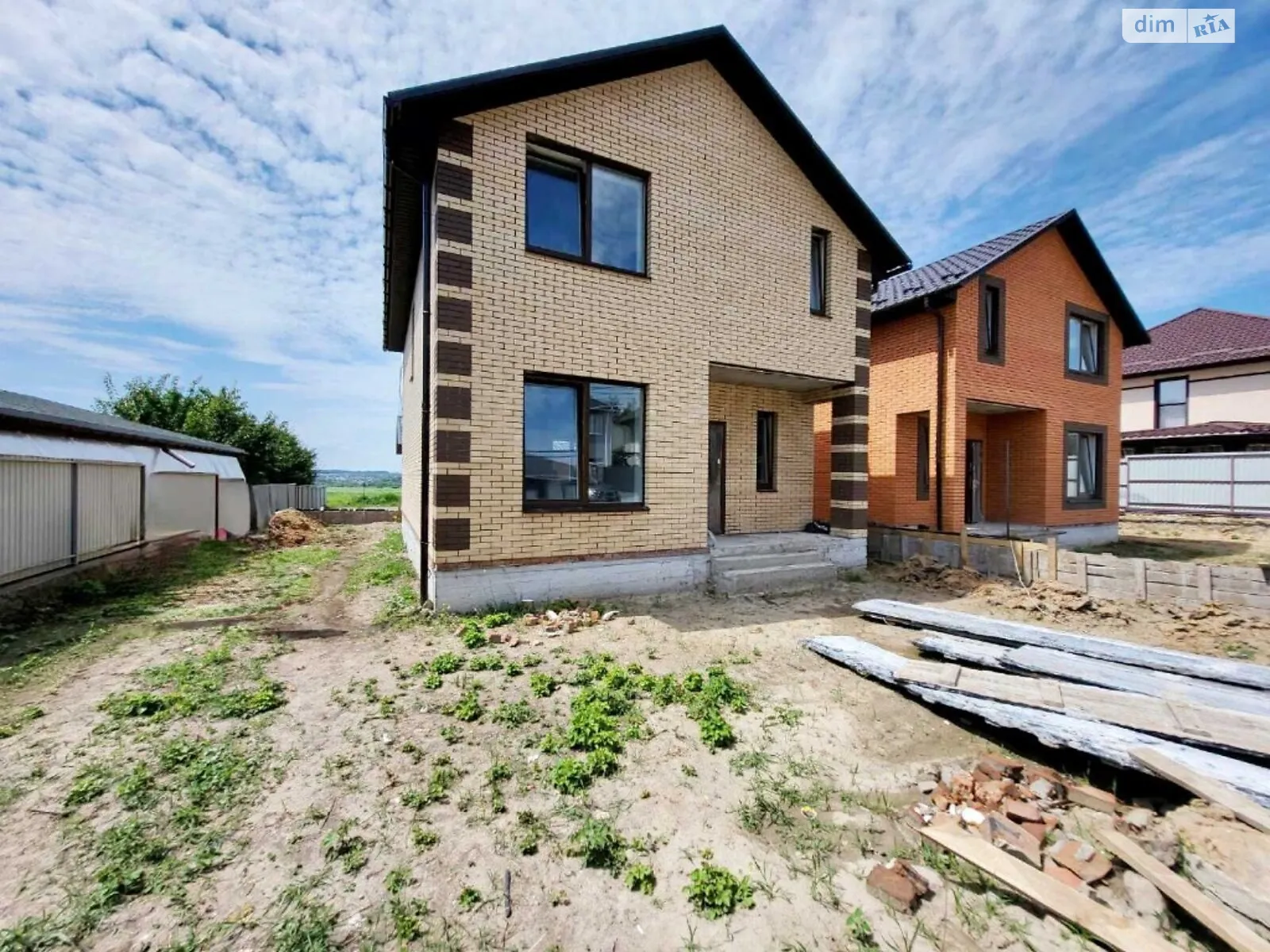 Продается дом на 2 этажа 135 кв. м с террасой, цена: 115000 $ - фото 1