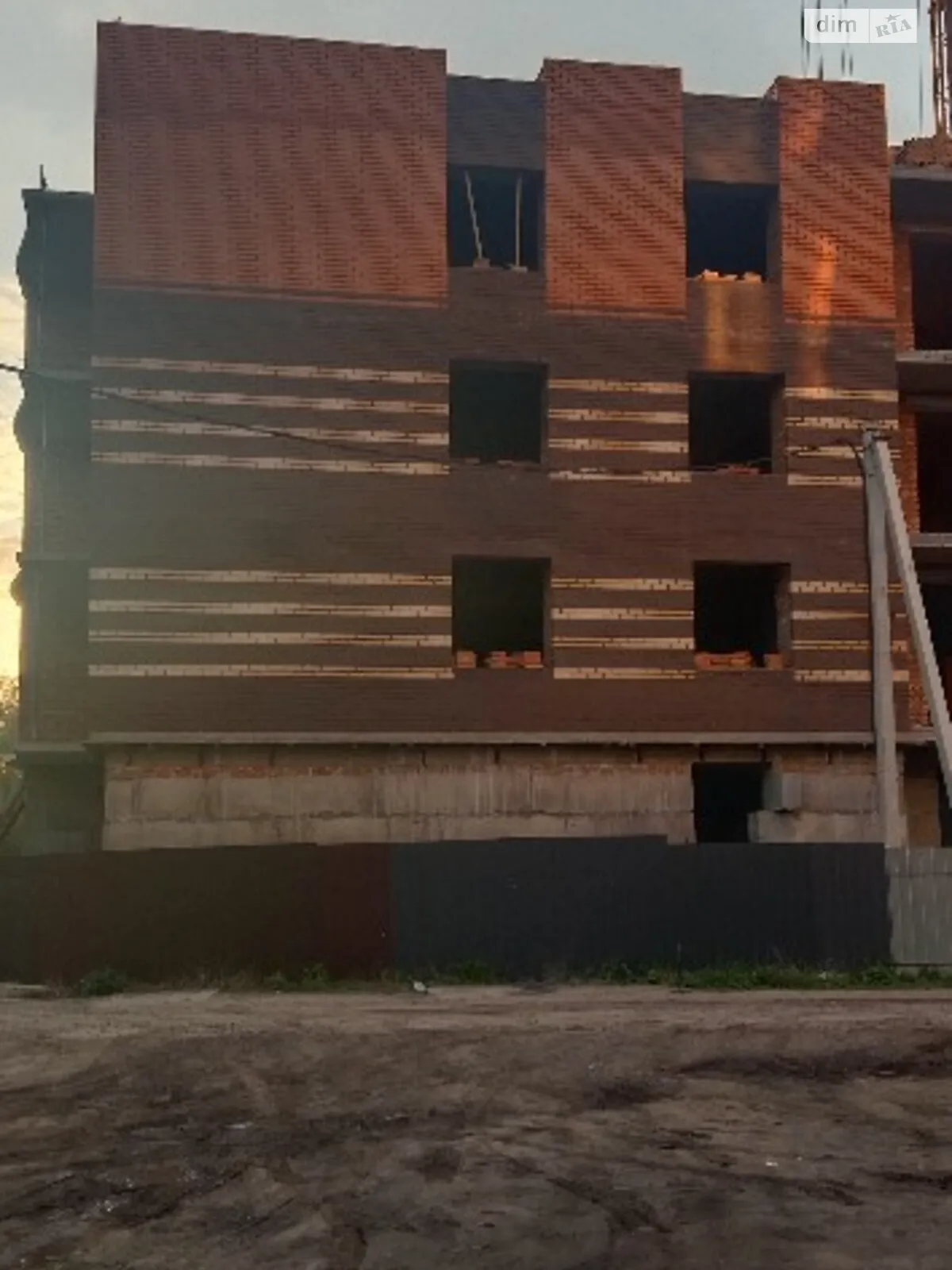 Продається 2-кімнатна квартира 65 кв. м у Хмельницькому, вул. Весела, 7 - фото 1