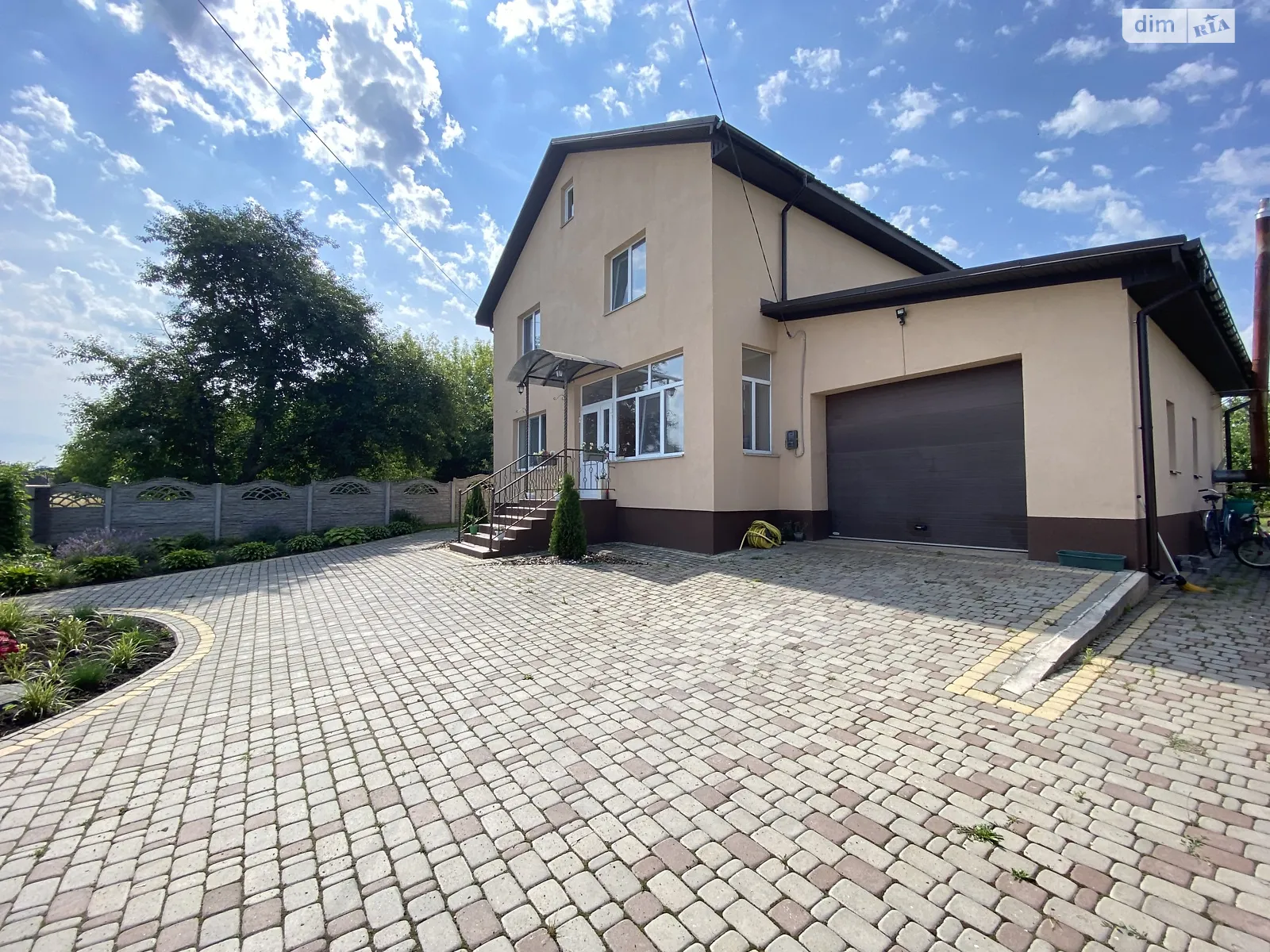 Продається будинок 2 поверховий 211 кв. м з терасою, цена: 183000 $ - фото 1