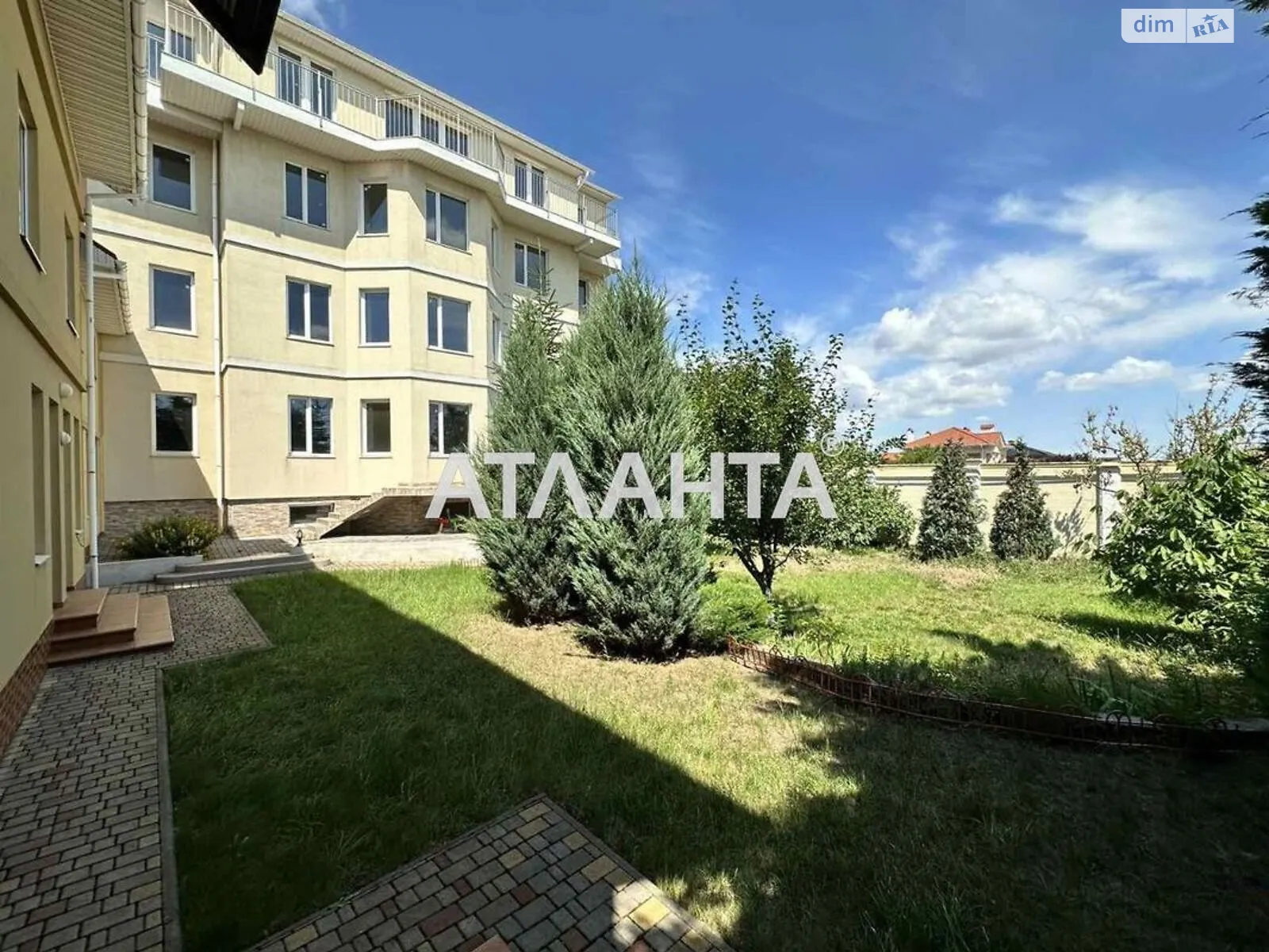 Продается дом на 4 этажа 1423 кв. м с садом, цена: 1250000 $ - фото 1