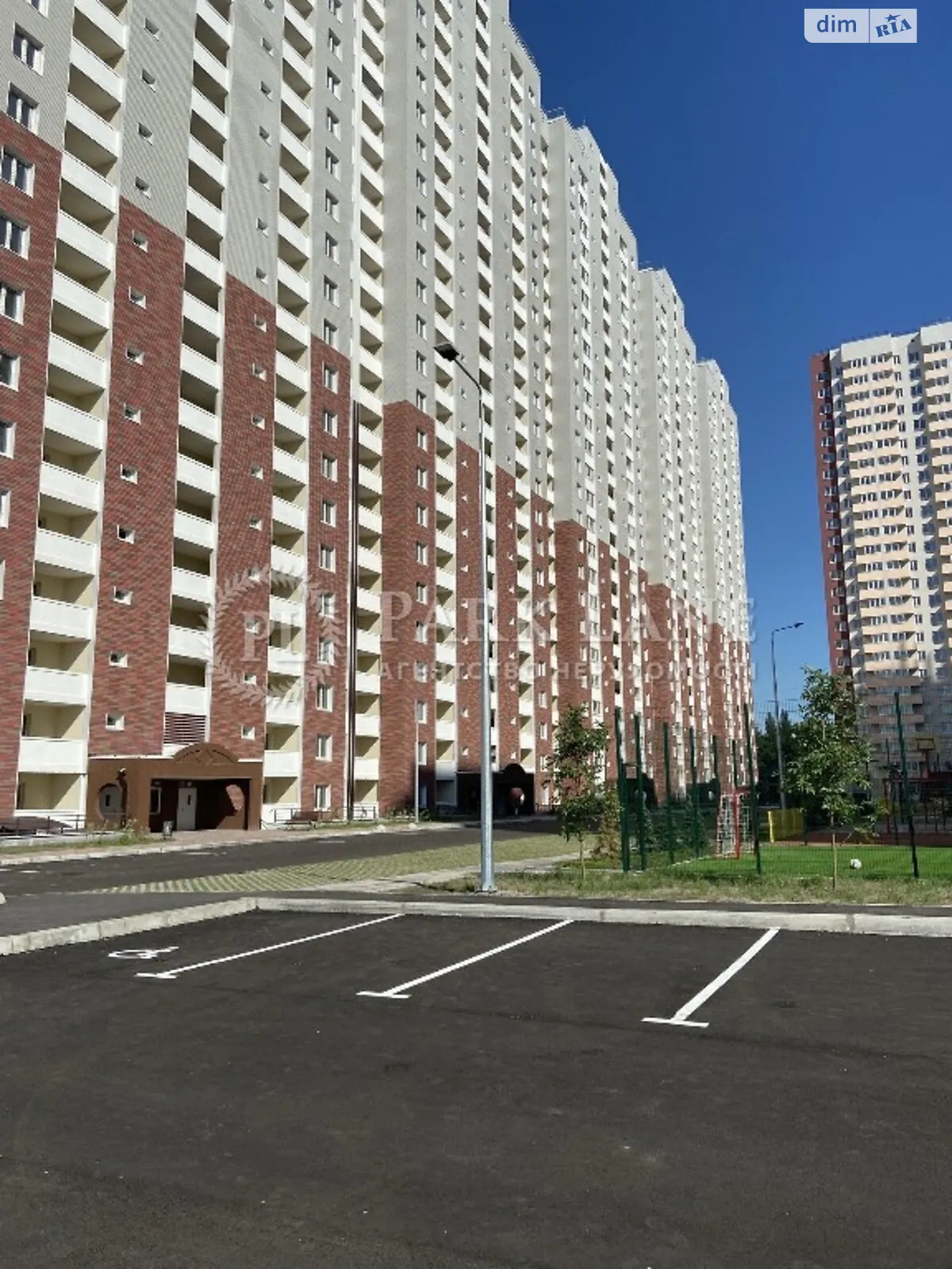 Продается 1-комнатная квартира 43 кв. м в Киеве, пер. Балтийский, 3А - фото 1