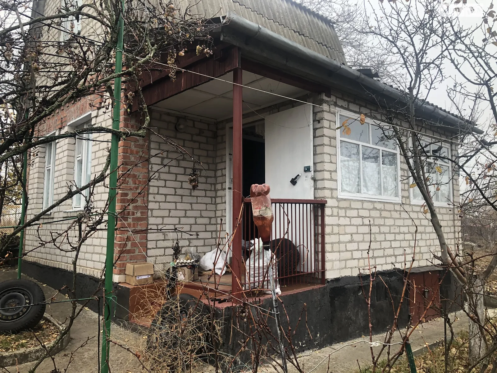 Продается дом на 2 этажа 60 кв. м с верандой, цена: 15000 $ - фото 1