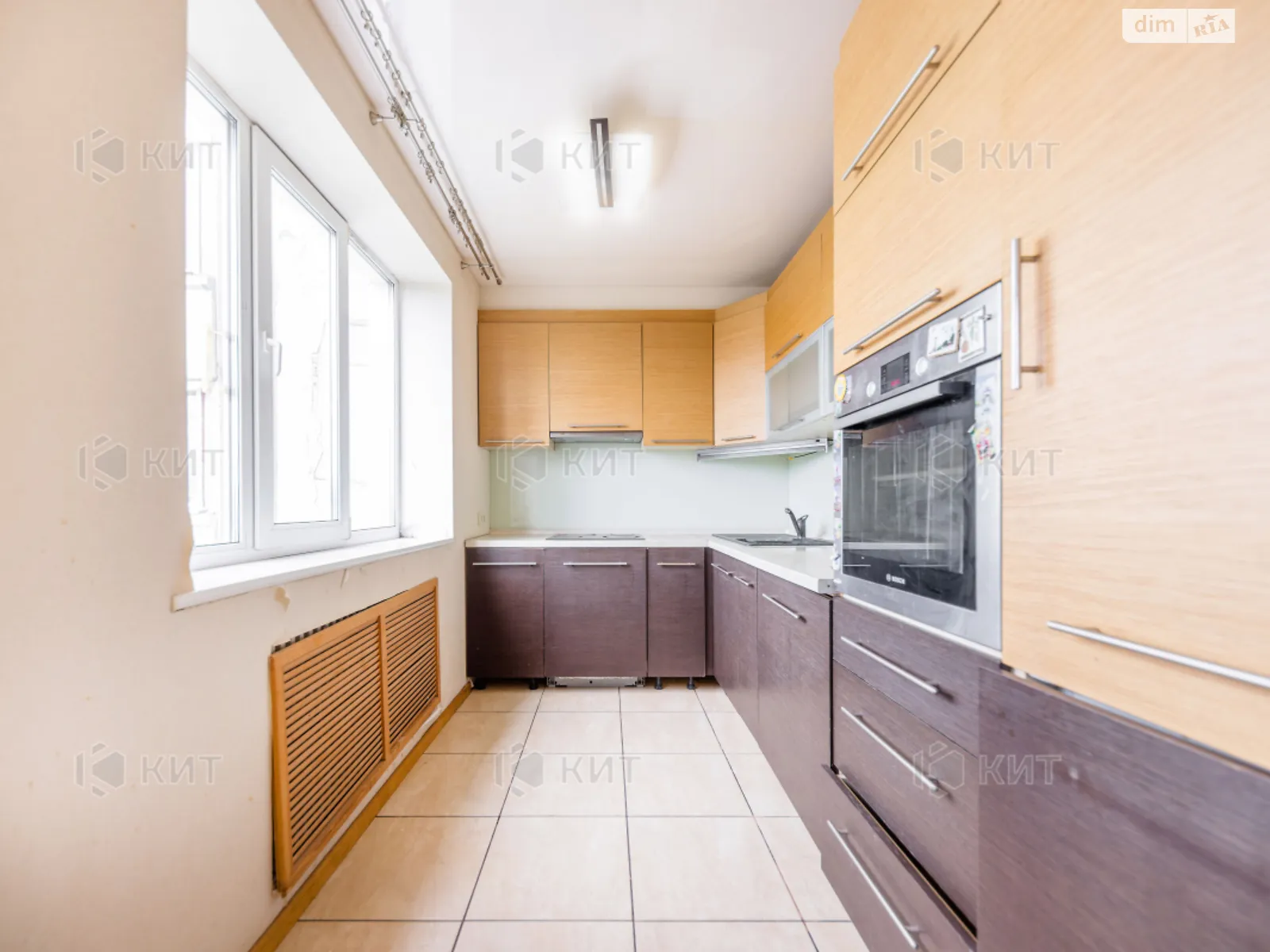 Продается 4-комнатная квартира 83 кв. м в Харькове, цена: 55000 $