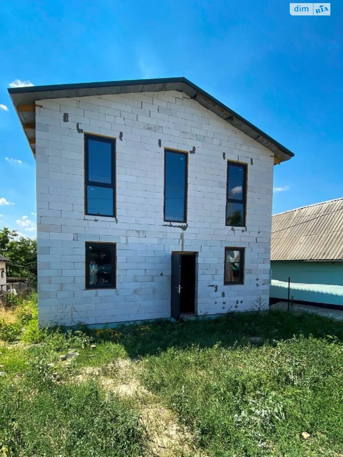 Продается дом на 2 этажа 114 кв. м с участком, цена: 73000 $ - фото 1