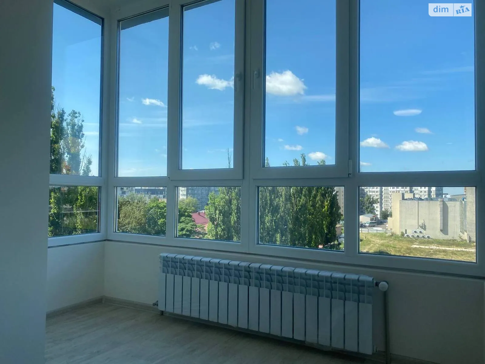 Продається 1-кімнатна квартира 53 кв. м у Рівному, вул. Гайдамацька - фото 1