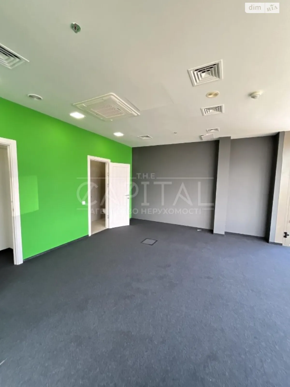 Здається в оренду офіс 604 кв. м в бізнес-центрі, цена: 16400 $ - фото 1