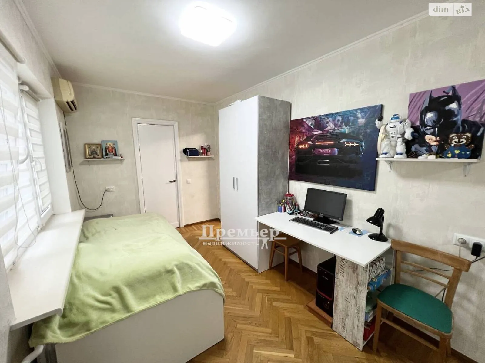 Продается 2-комнатная квартира 46 кв. м в Одессе, ул. Космонавтов