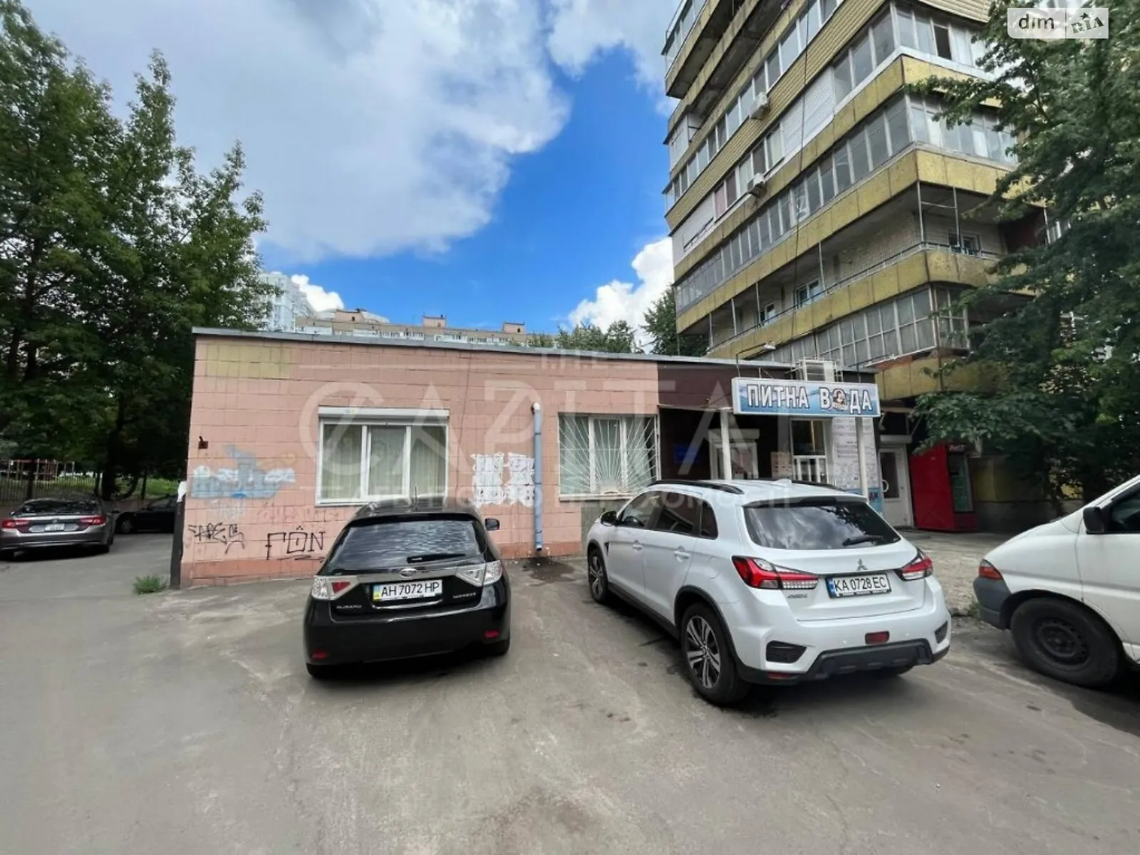 Продається офіс 182 кв. м в бізнес-центрі, цена: 165000 $