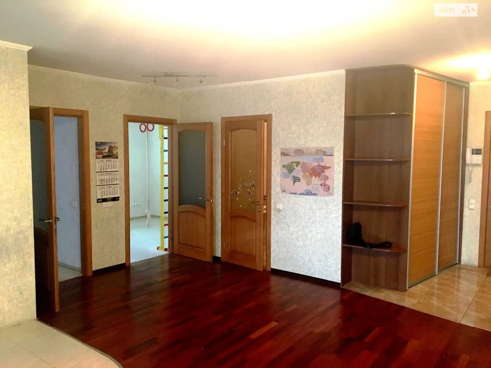 Продается 3-комнатная квартира 74 кв. м в Днепре, цена: 55000 $