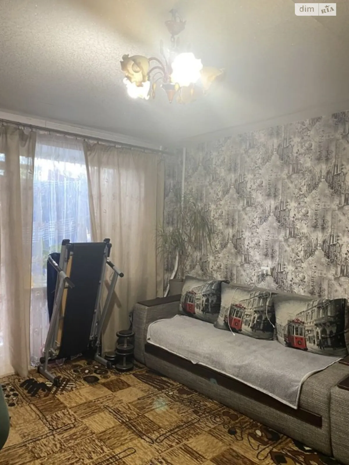 Продается 1-комнатная квартира 36.8 кв. м в Днепре, цена: 31500 $