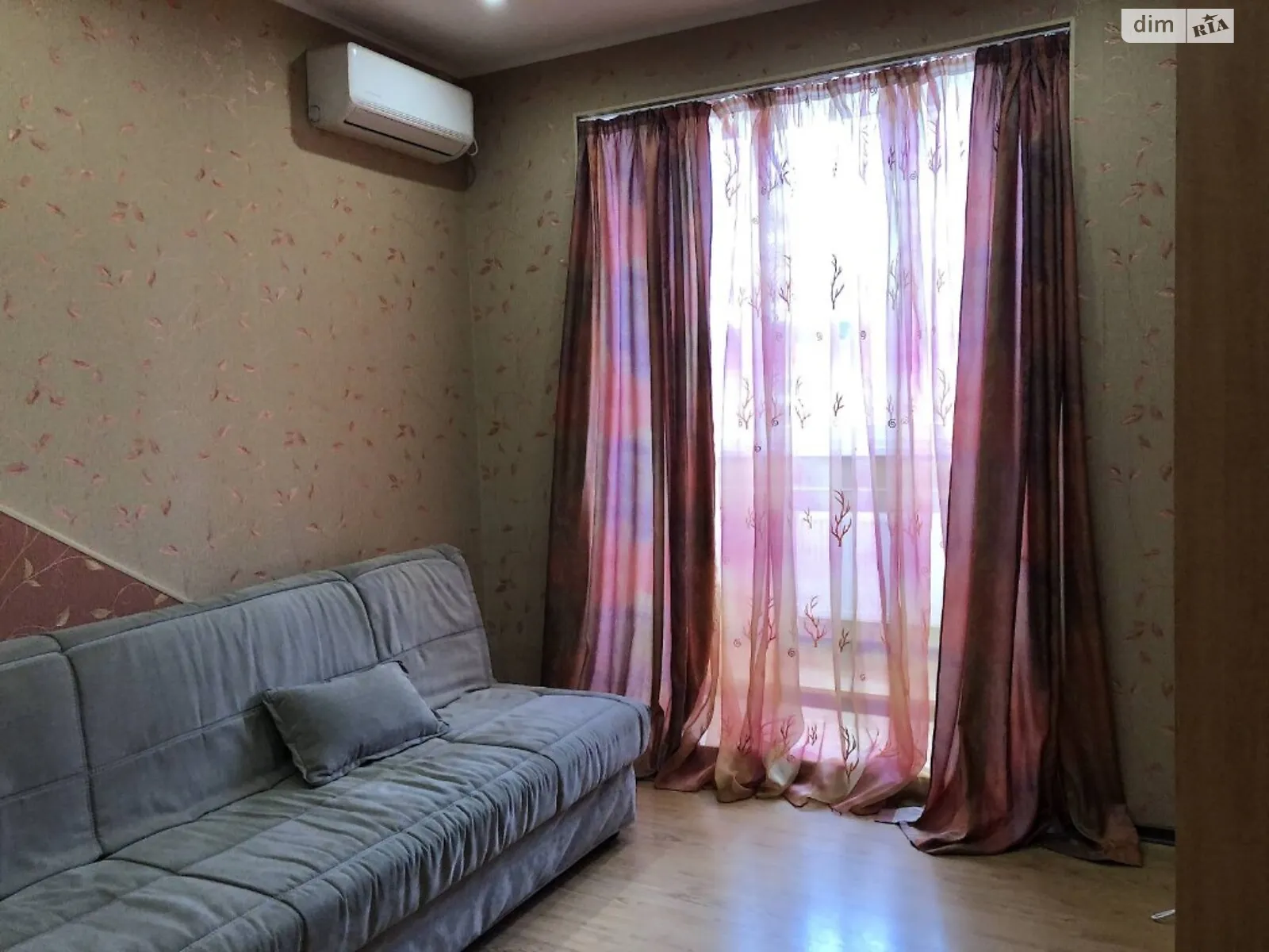 Продается 1-комнатная квартира 31 кв. м в Днепре, ул. Староказацкая(Комсомольская), 28А