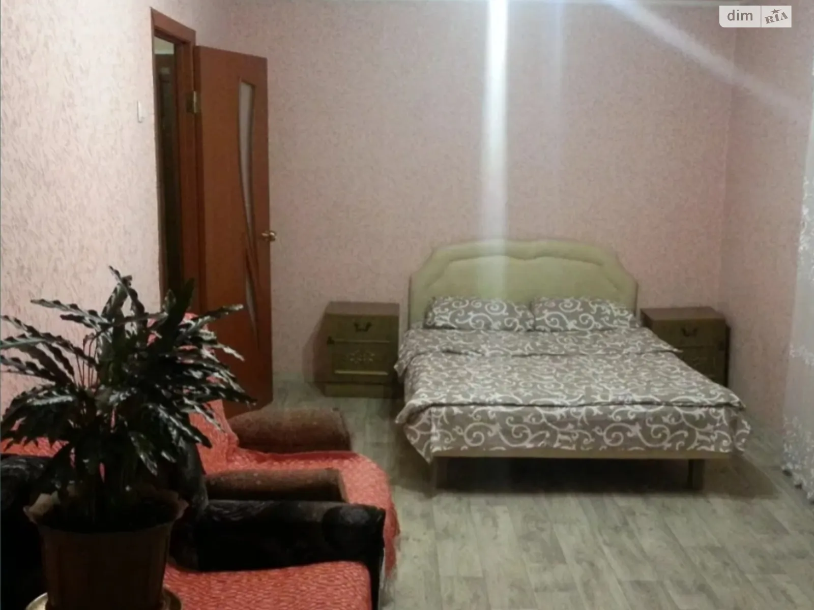 Сдается в аренду 1-комнатная квартира в Славянске, ул. Свободная, 1 - фото 1