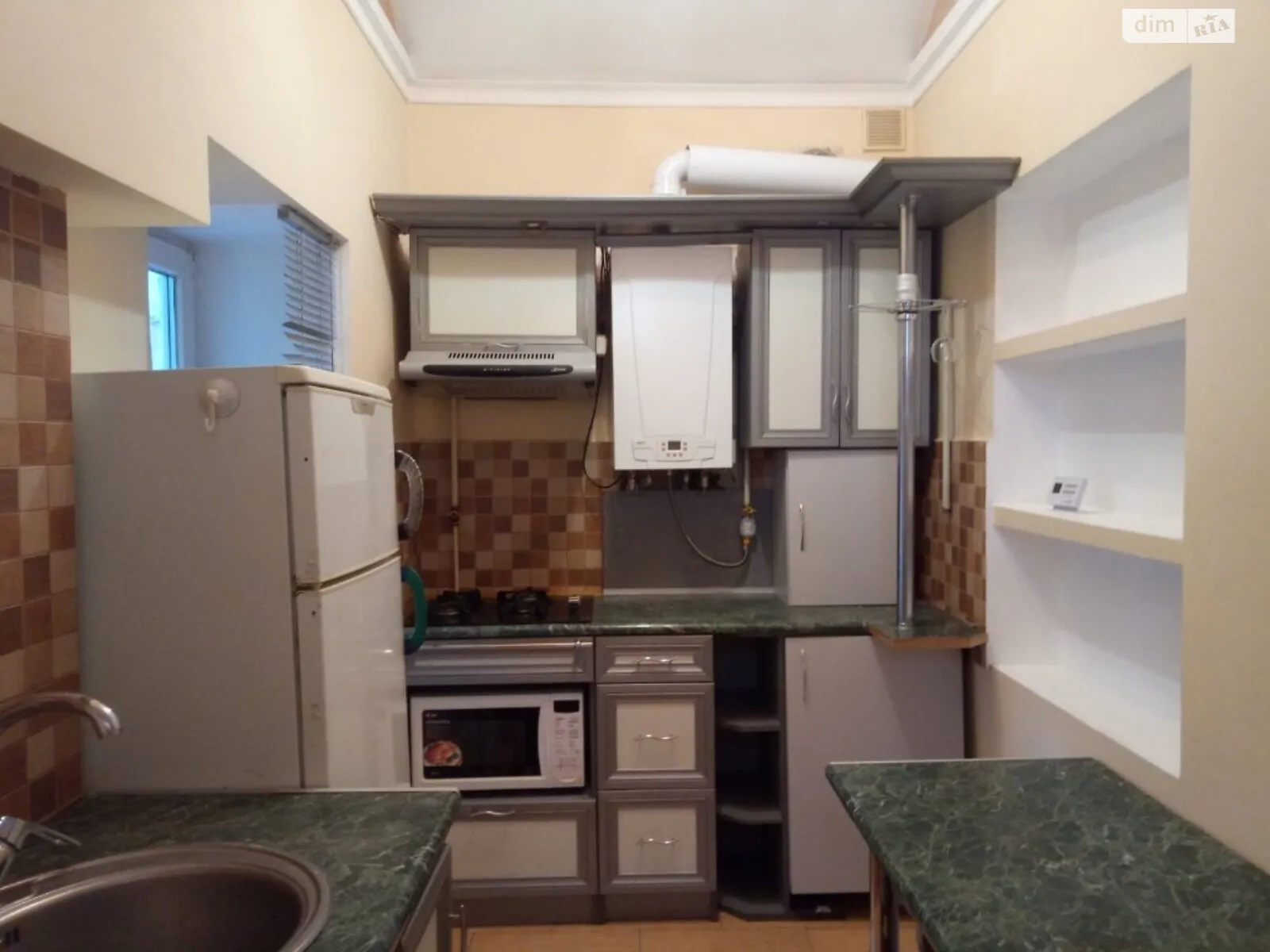 Продается 2-комнатная квартира 45 кв. м в Одессе, пл. Алексеевская - фото 1