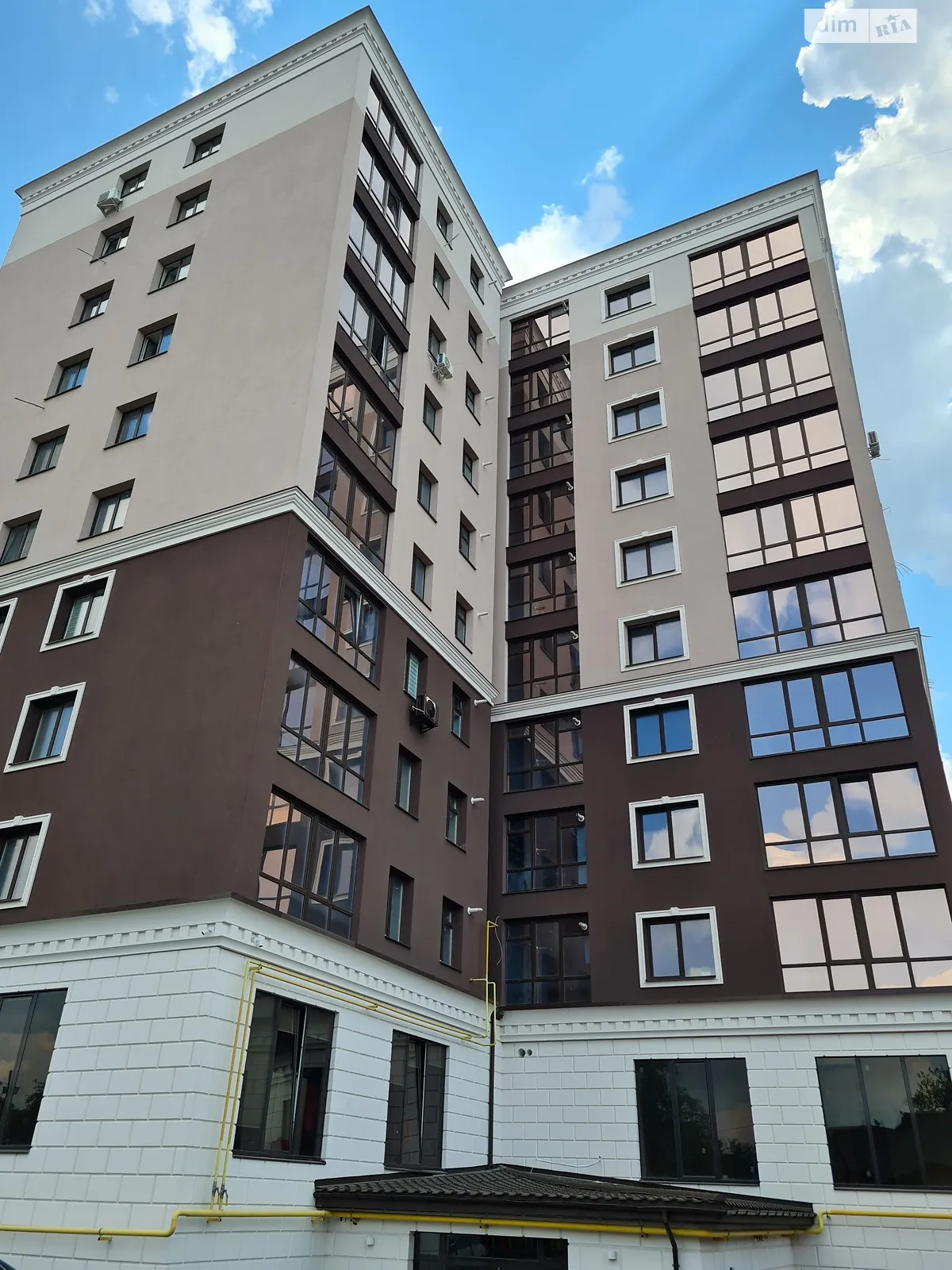 Продается 2-комнатная квартира 71 кв. м в Хмельницком, ул. Вокзальная, 4А - фото 1