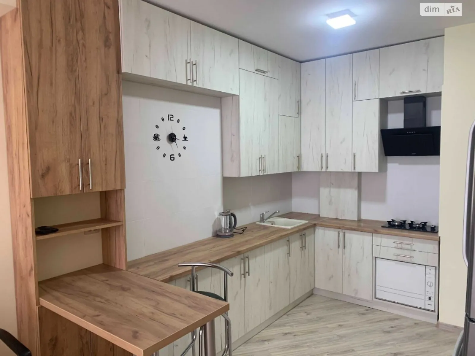 Здається в оренду 1-кімнатна квартира 55 кв. м у Львові, вул. Академіка Ігора Юхновського(Професора Петра Буйка) - фото 1