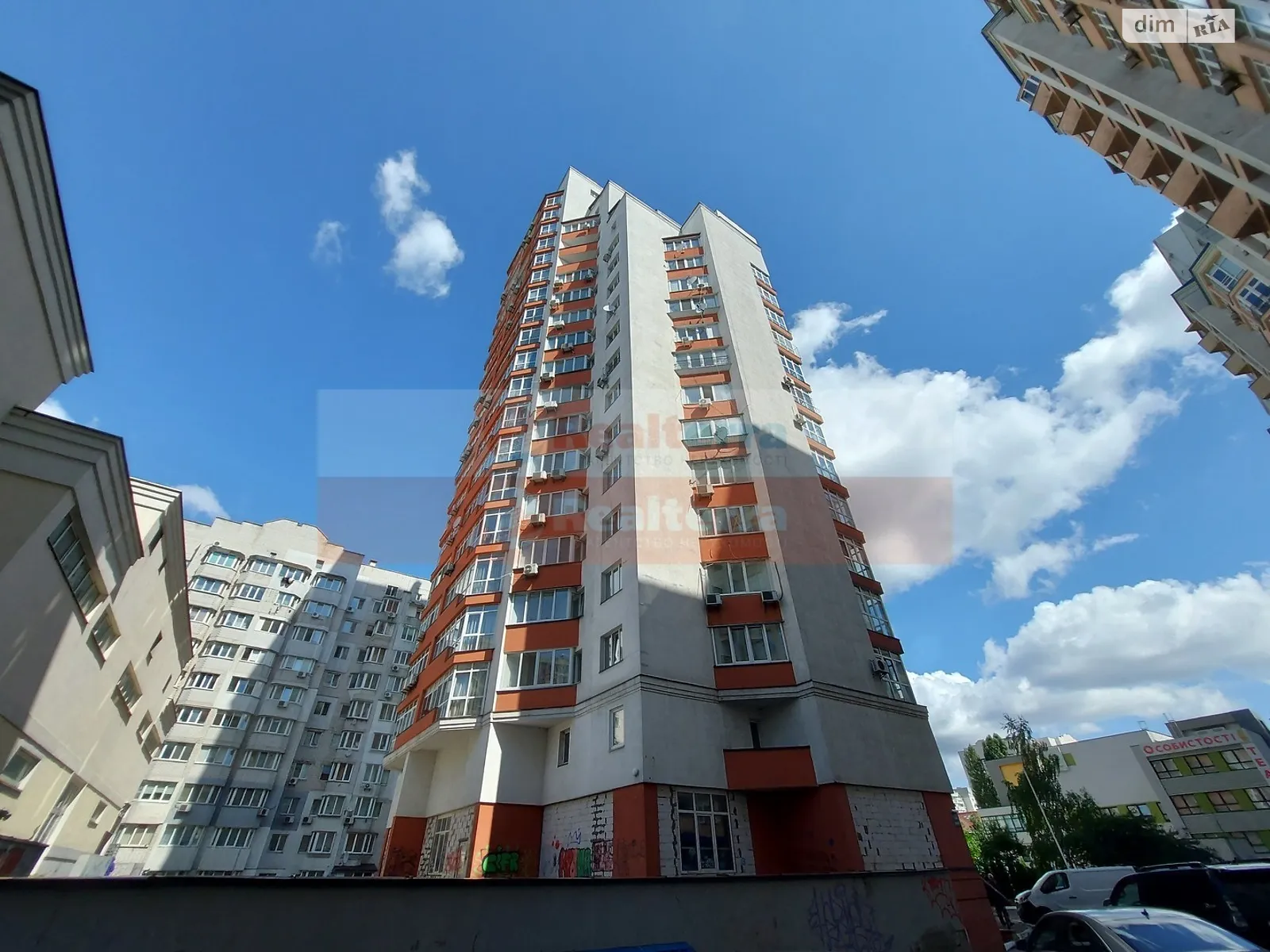 Продается 5-комнатная квартира 240 кв. м в Киеве, ул. Самойло Кошки(Маршала Конева), 7А