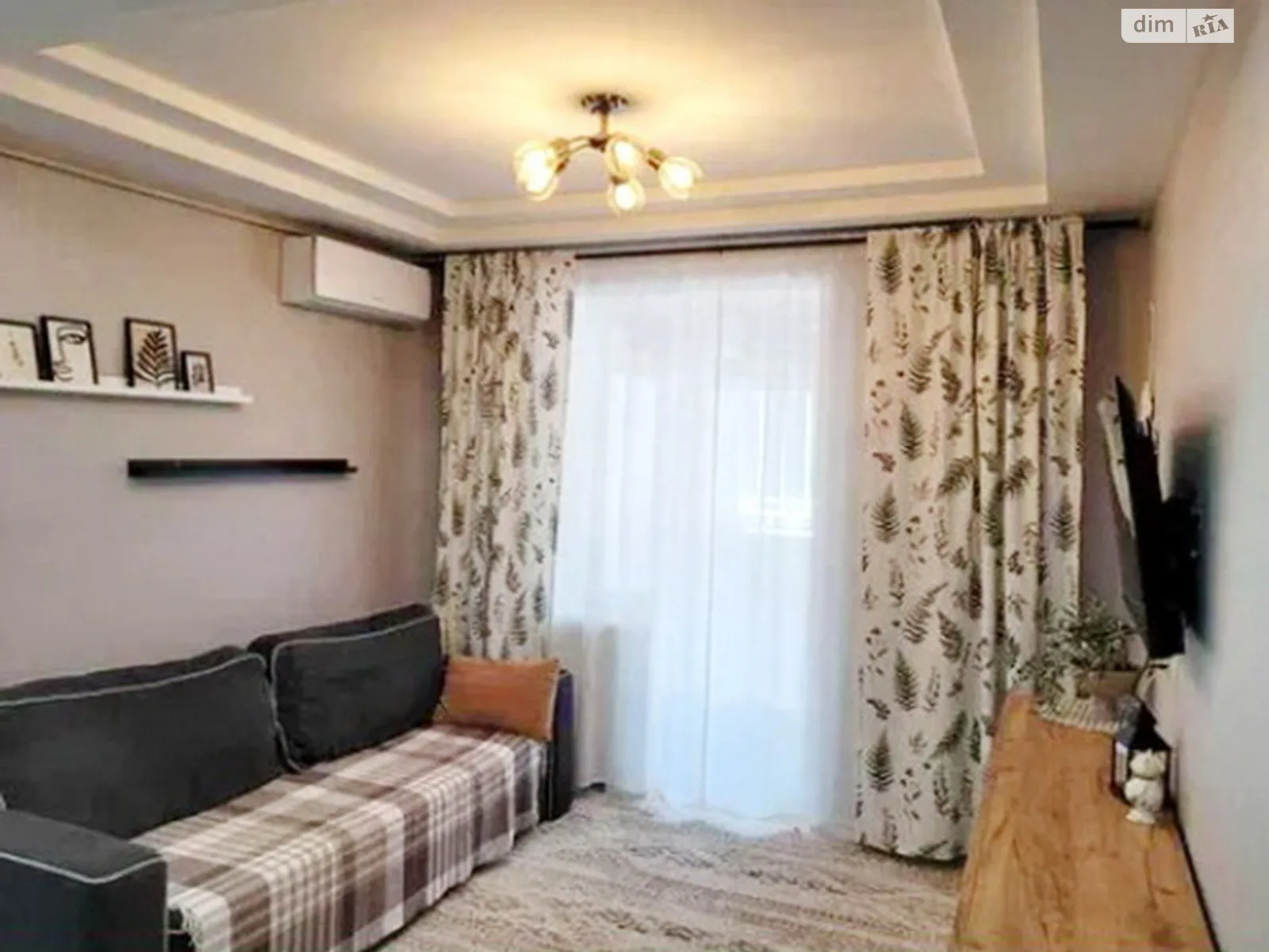 Продается 2-комнатная квартира 65 кв. м в Одессе, ул. Зоопарковая, 10