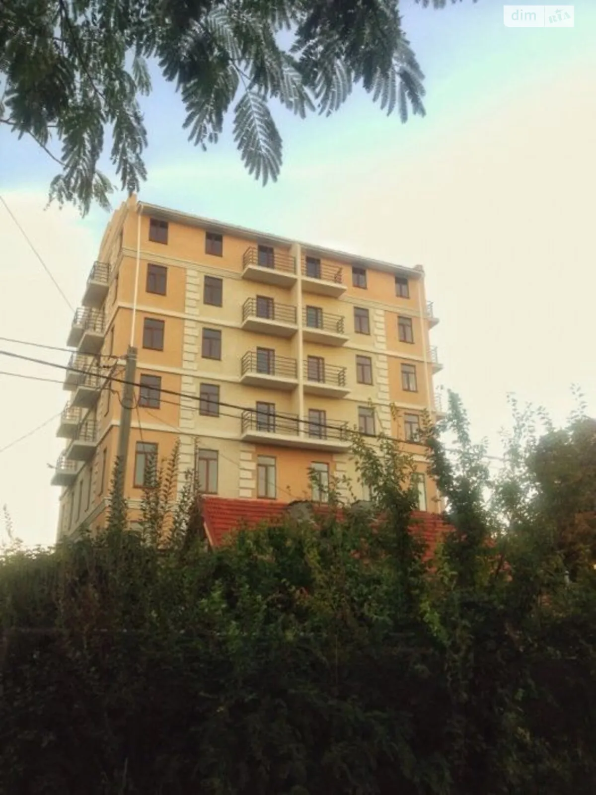 Продается 1-комнатная квартира 37.6 кв. м в Одессе, ул. Доковая, 15 - фото 1