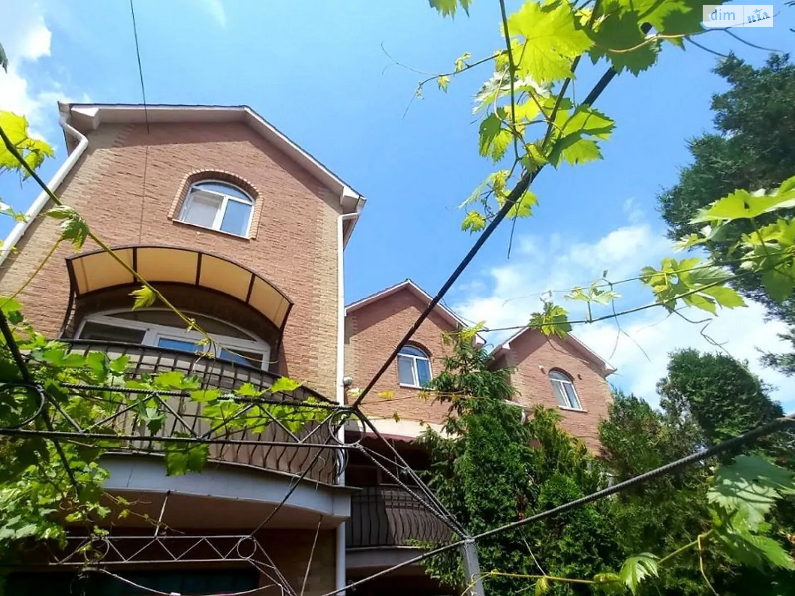 Продається будинок 3 поверховий 439.4 кв. м з бесідкою, цена: 265000 $ - фото 1