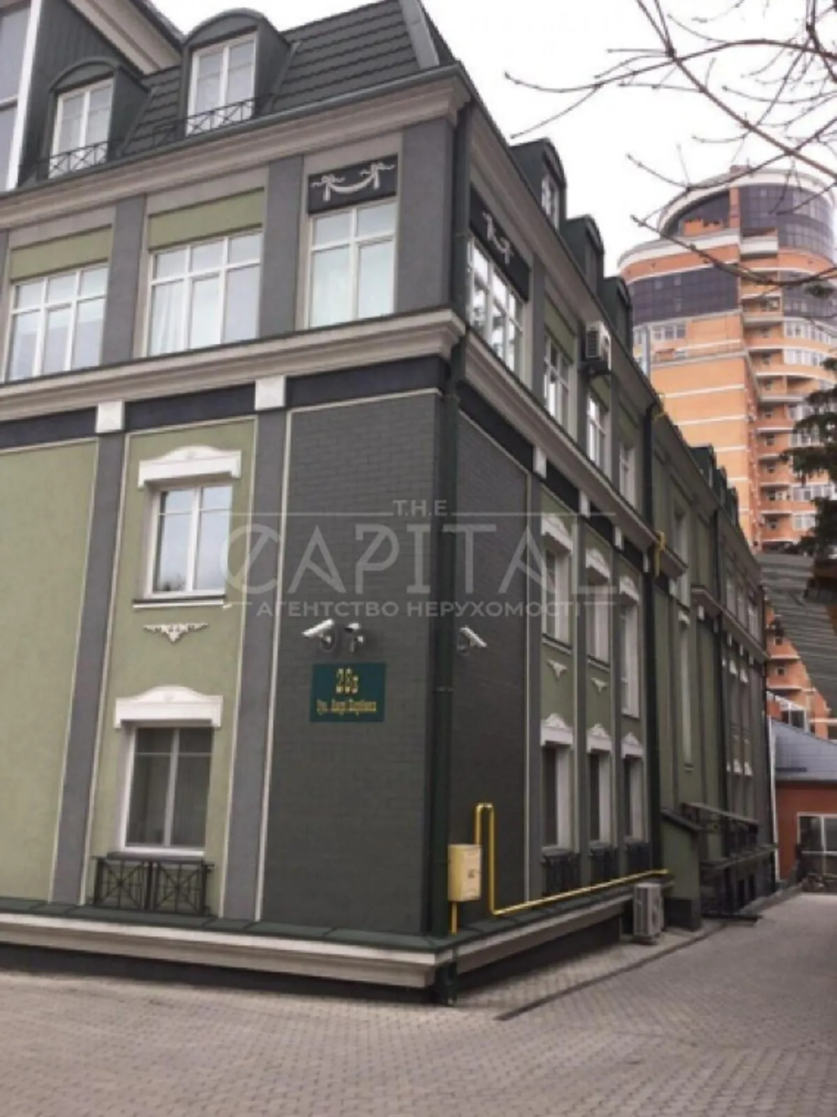 Продается офис 1857 кв. м в бизнес-центре - фото 2