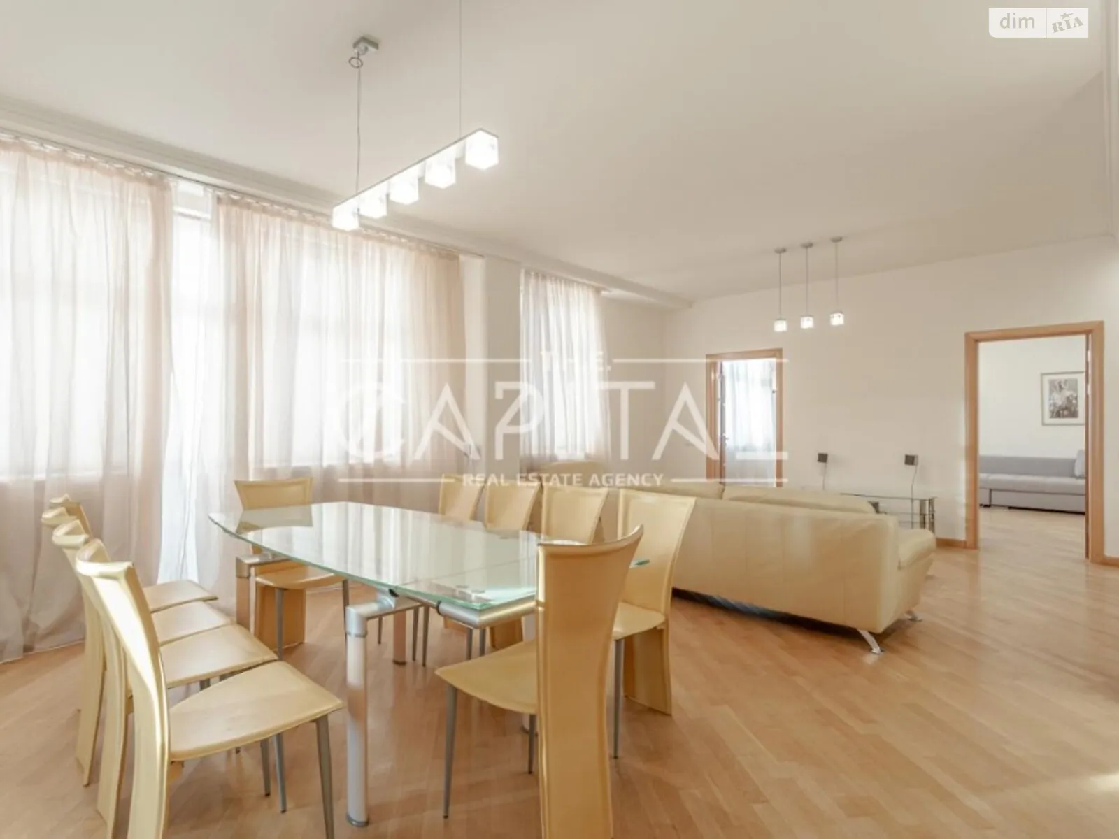 Продается 3-комнатная квартира 216 кв. м в Киеве, бул. Тараса Шевченко - фото 1