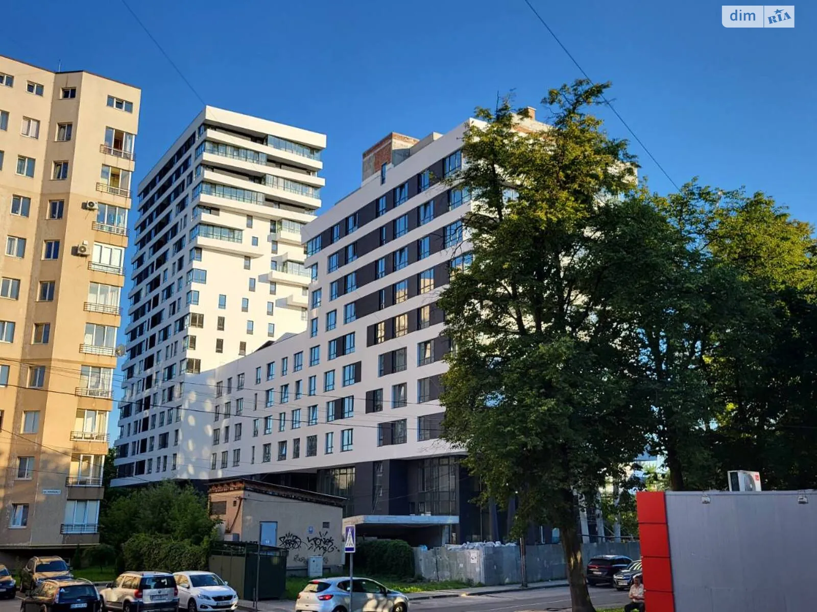 Продается 2-комнатная квартира 80 кв. м в Львове, ул. Замарстиновская, 134А - фото 1