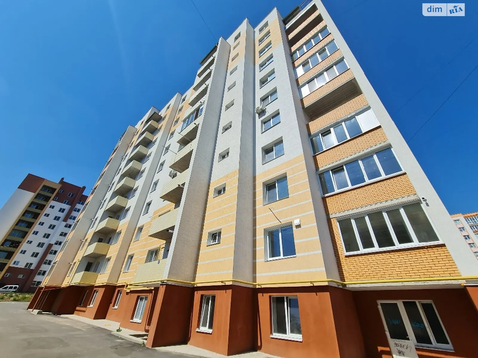 Продается офис 105 кв. м в бизнес-центре, цена: 47990 $ - фото 1