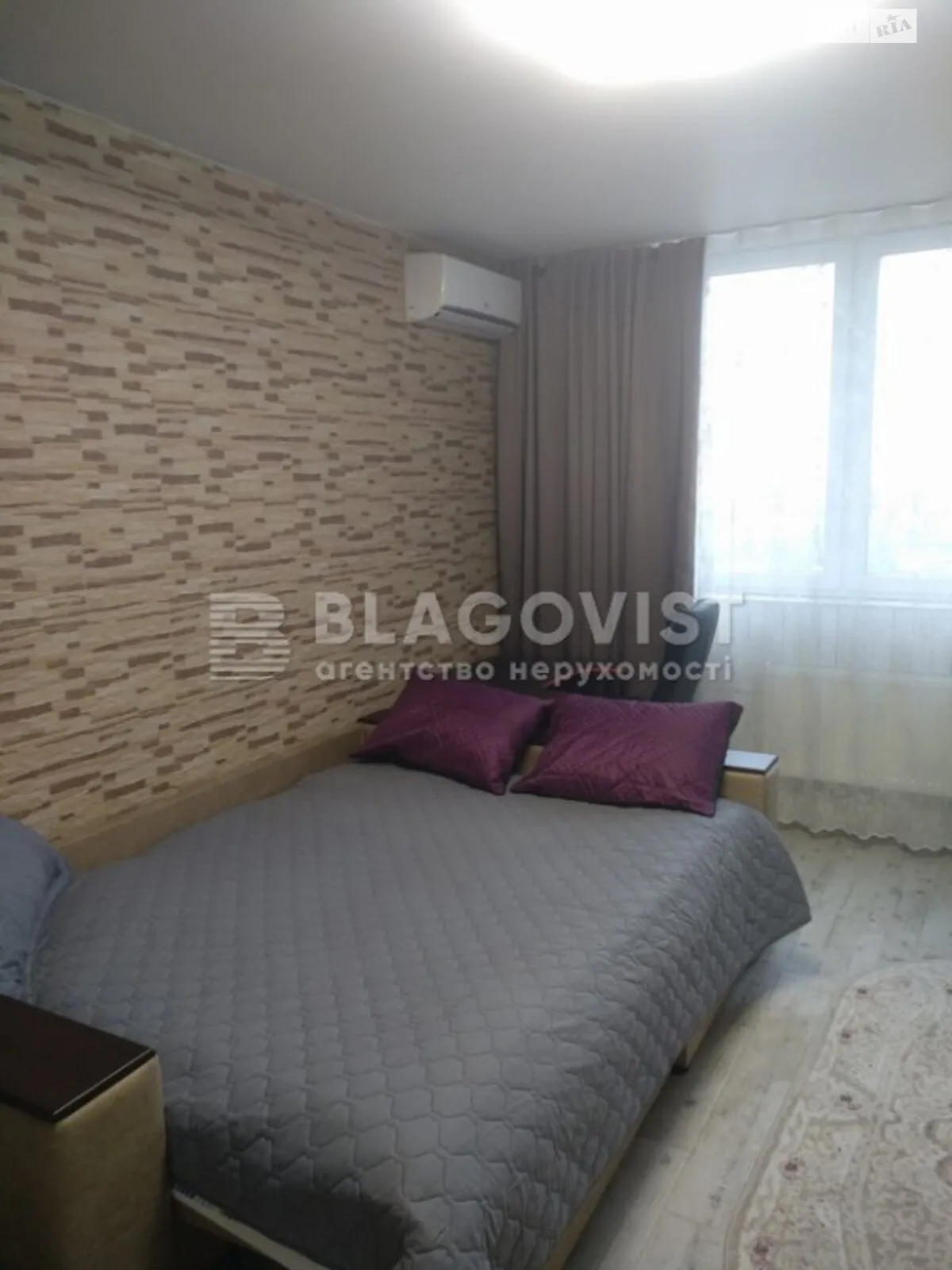 Продается 1-комнатная квартира 60.8 кв. м в Киеве, ул. Ломоносова, 34Б