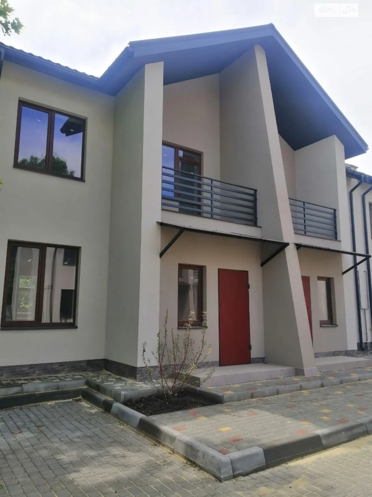 Продается дом на 2 этажа 103 кв. м с балконом, цена: 86245 $ - фото 1