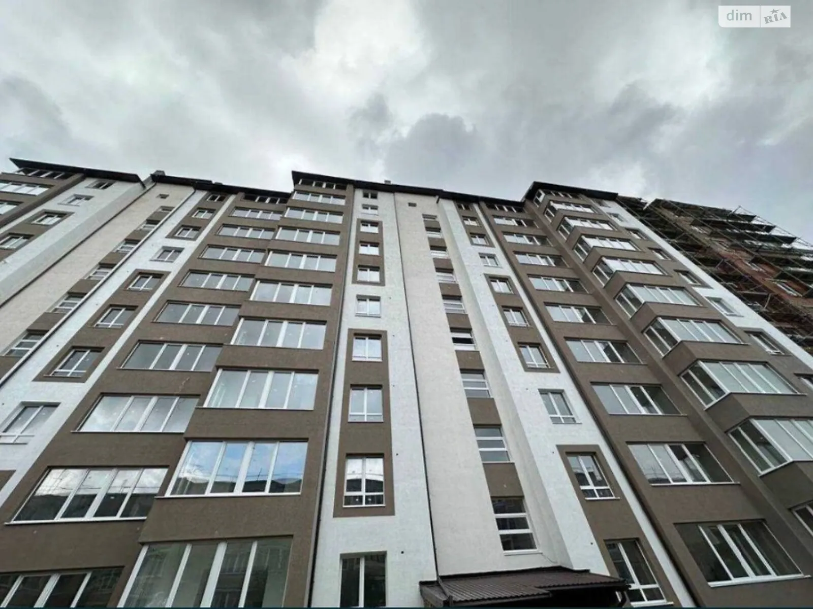 Продается 2-комнатная квартира 66.38 кв. м в Ивано-Франковске - фото 1