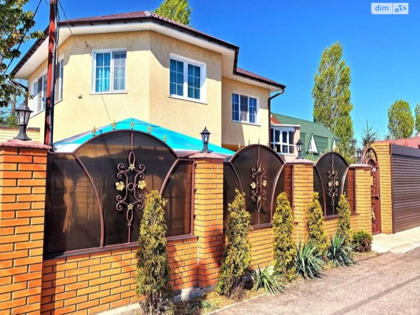 Продается дом на 2 этажа 100 кв. м с террасой, цена: 115000 $ - фото 1