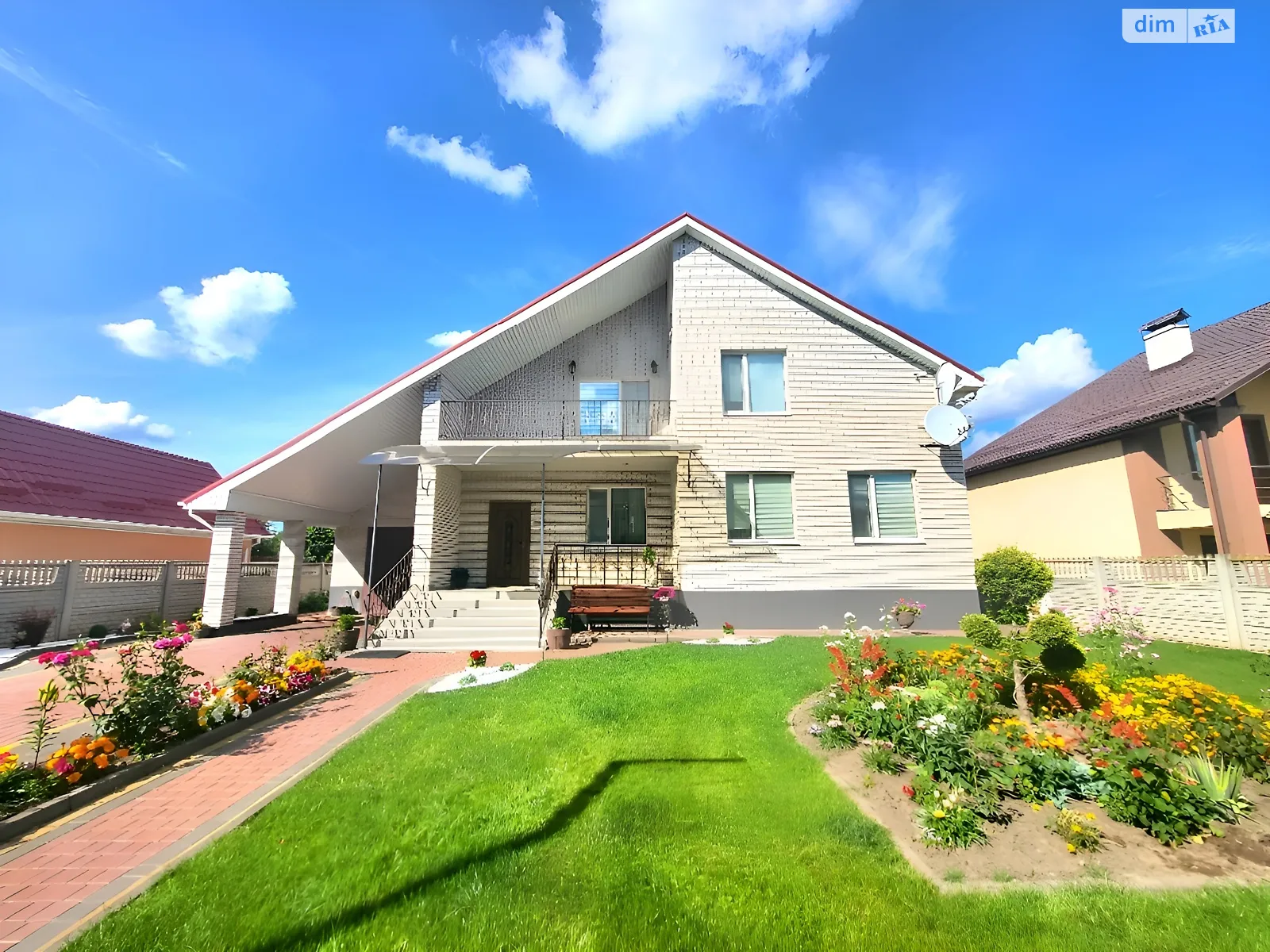 Продається будинок 2 поверховий 244 кв. м з балконом, цена: 210000 $ - фото 1