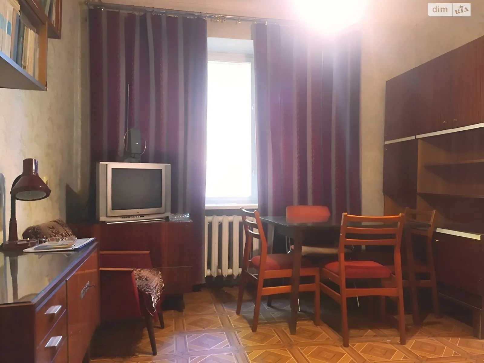 Продается 2-комнатная квартира 31 кв. м в Днепре, ул. Независимости(Титова)