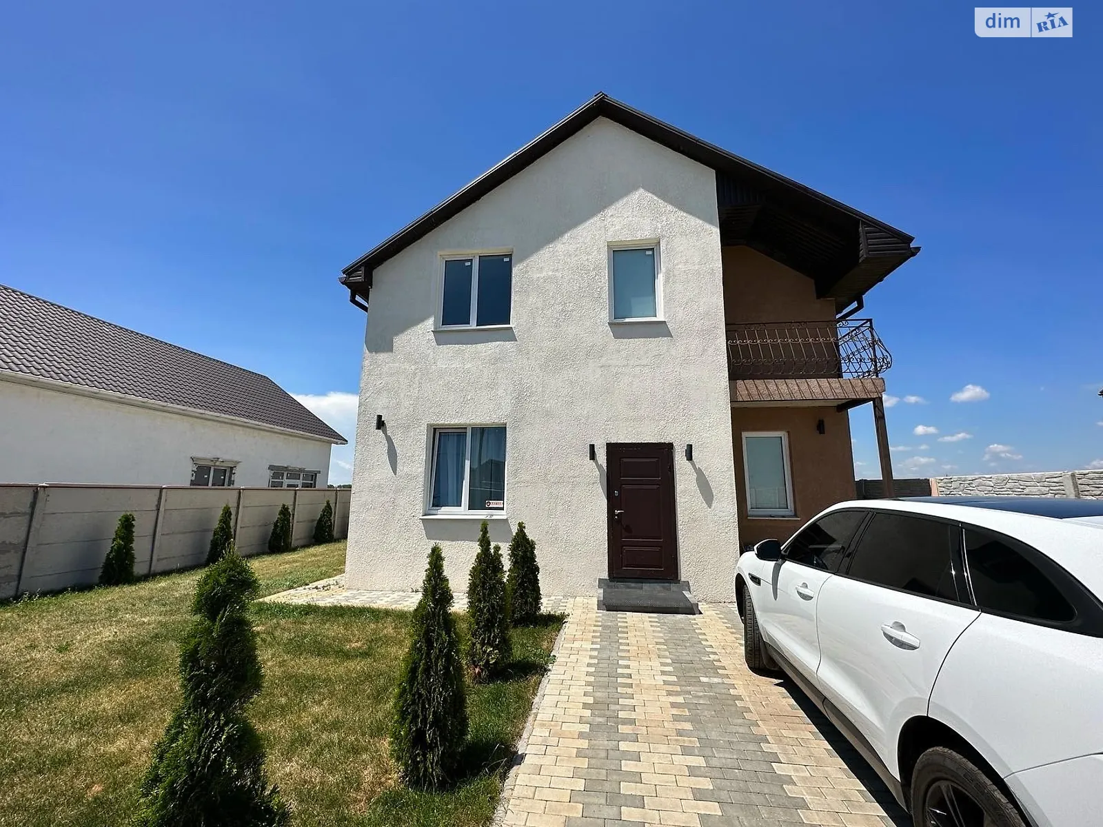 Продается дом на 2 этажа 180 кв. м с верандой, цена: 149000 $ - фото 1