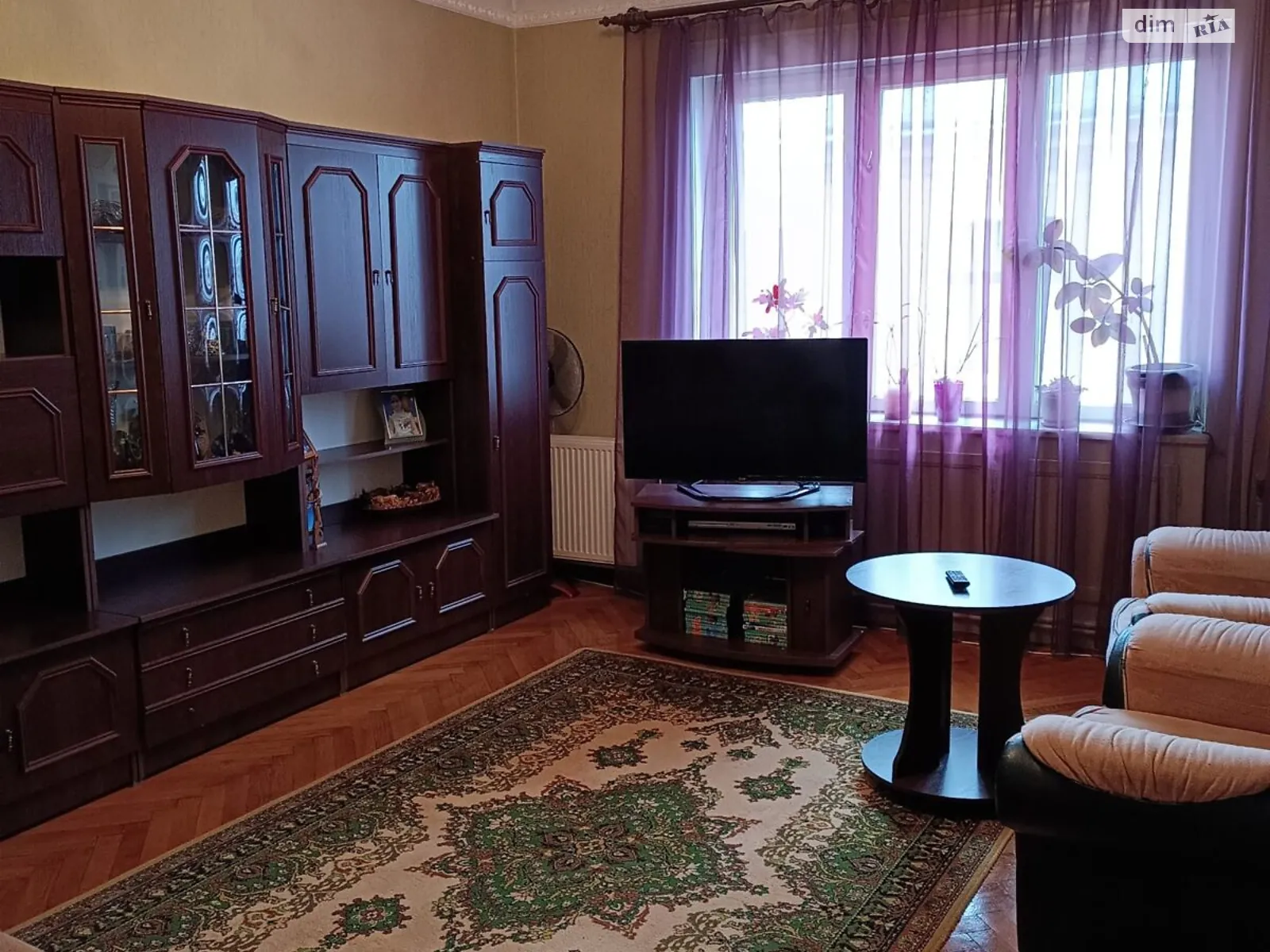 Продается 2-комнатная квартира 72 кв. м в Черновцах, ул. Сиди Таль - фото 1