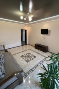 Долгосрочная аренда квартиры, Ивано-Франковск, р‑н. Центр, Коновальца Евгения улица, дом 120