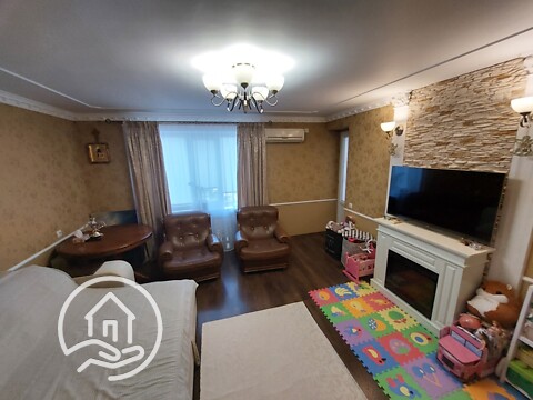 Продается 2-комнатная квартира 54 кв. м в Николаеве, ул. Апрельская