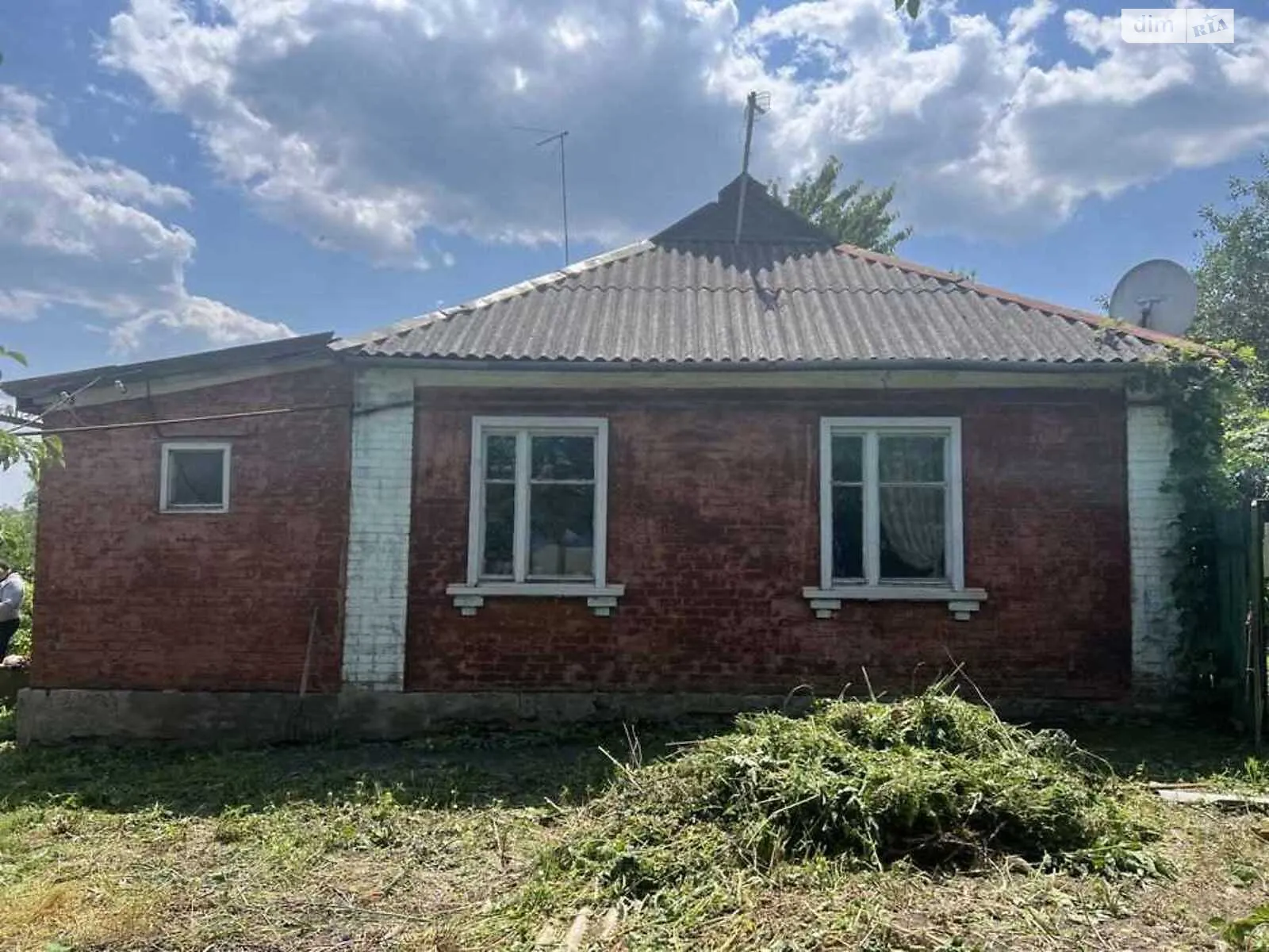 Продається одноповерховий будинок 68 кв. м з каміном, цена: 13000 $